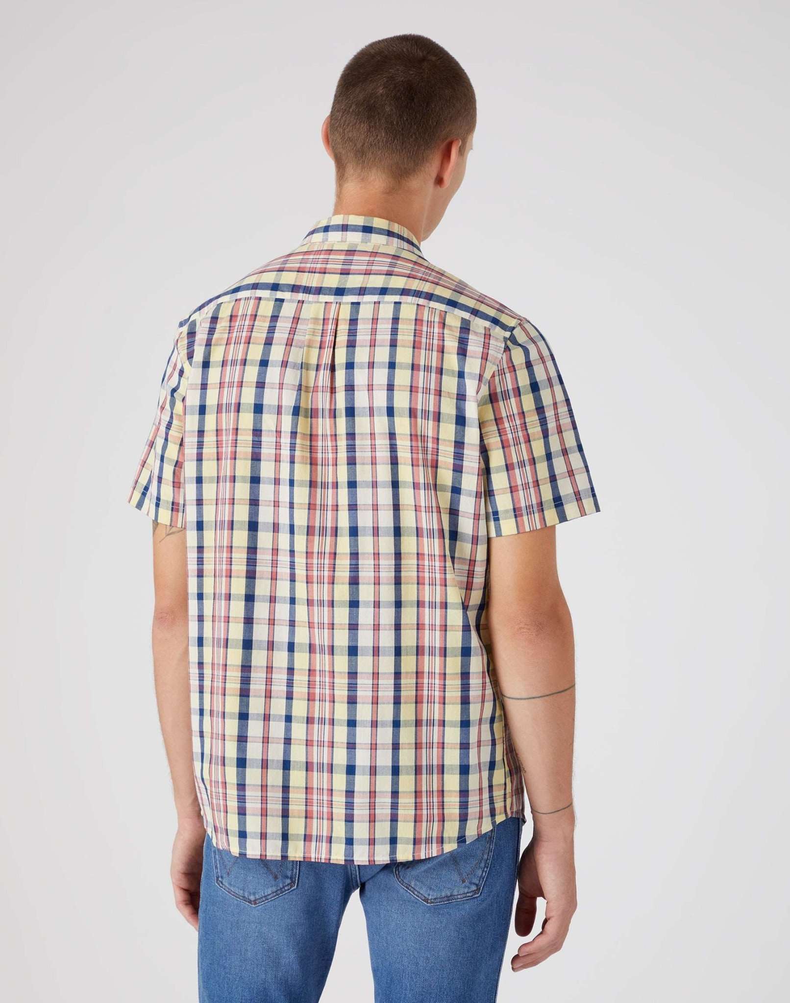 Kurzarm One Pocket Shirt in Pineapple Slice Hemden Wrangler