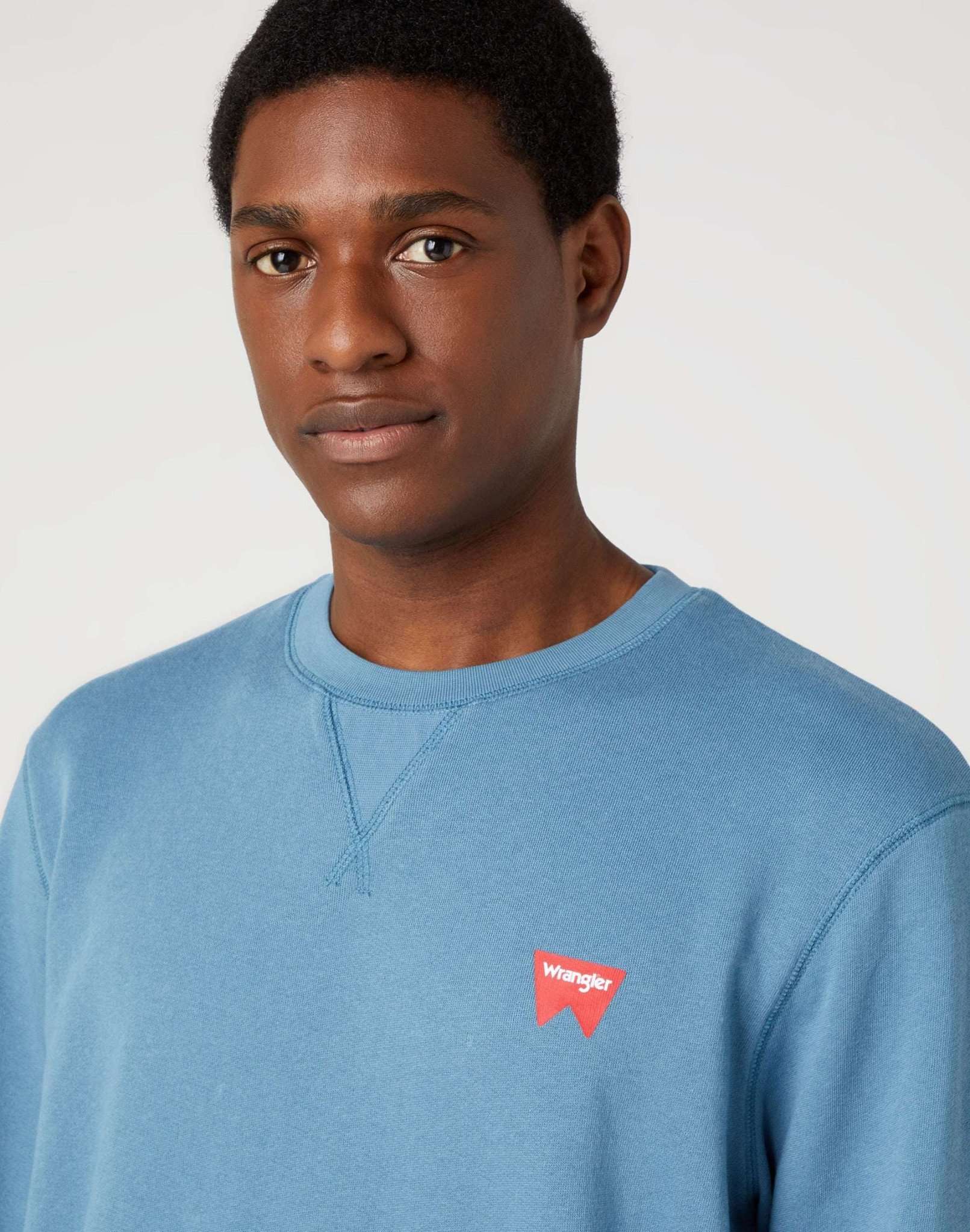 Sign Off Crew in Captains Blue Sweatshirts Wrangler