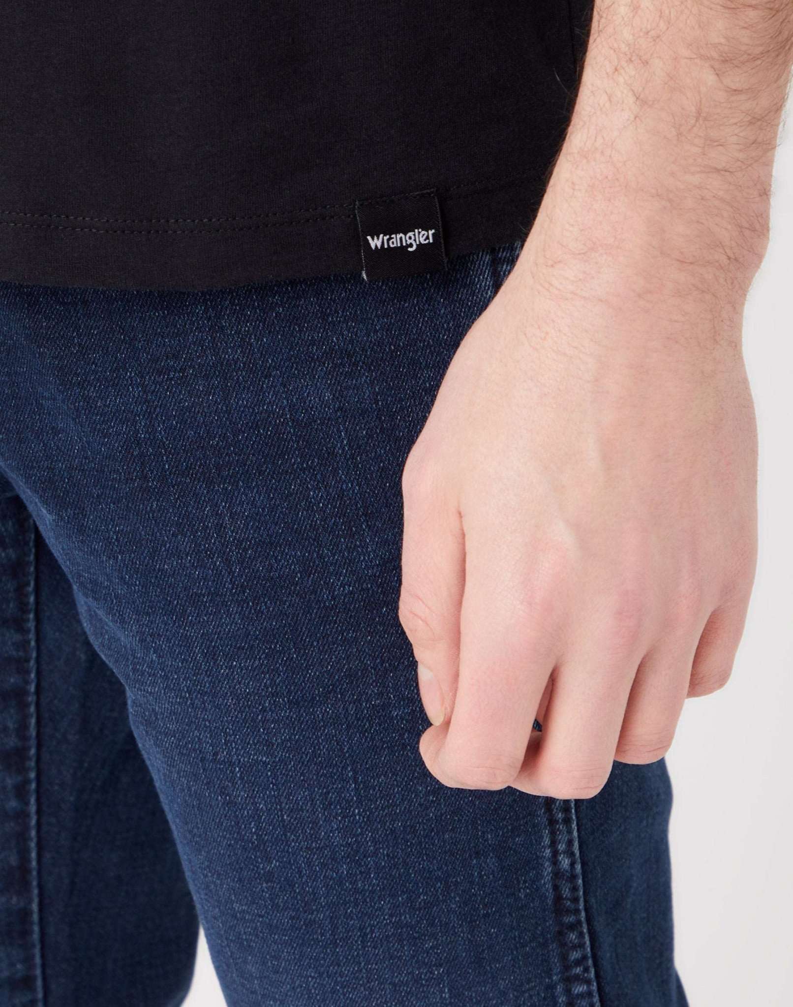2 Pack Tee in Black/White T-Shirts Wrangler