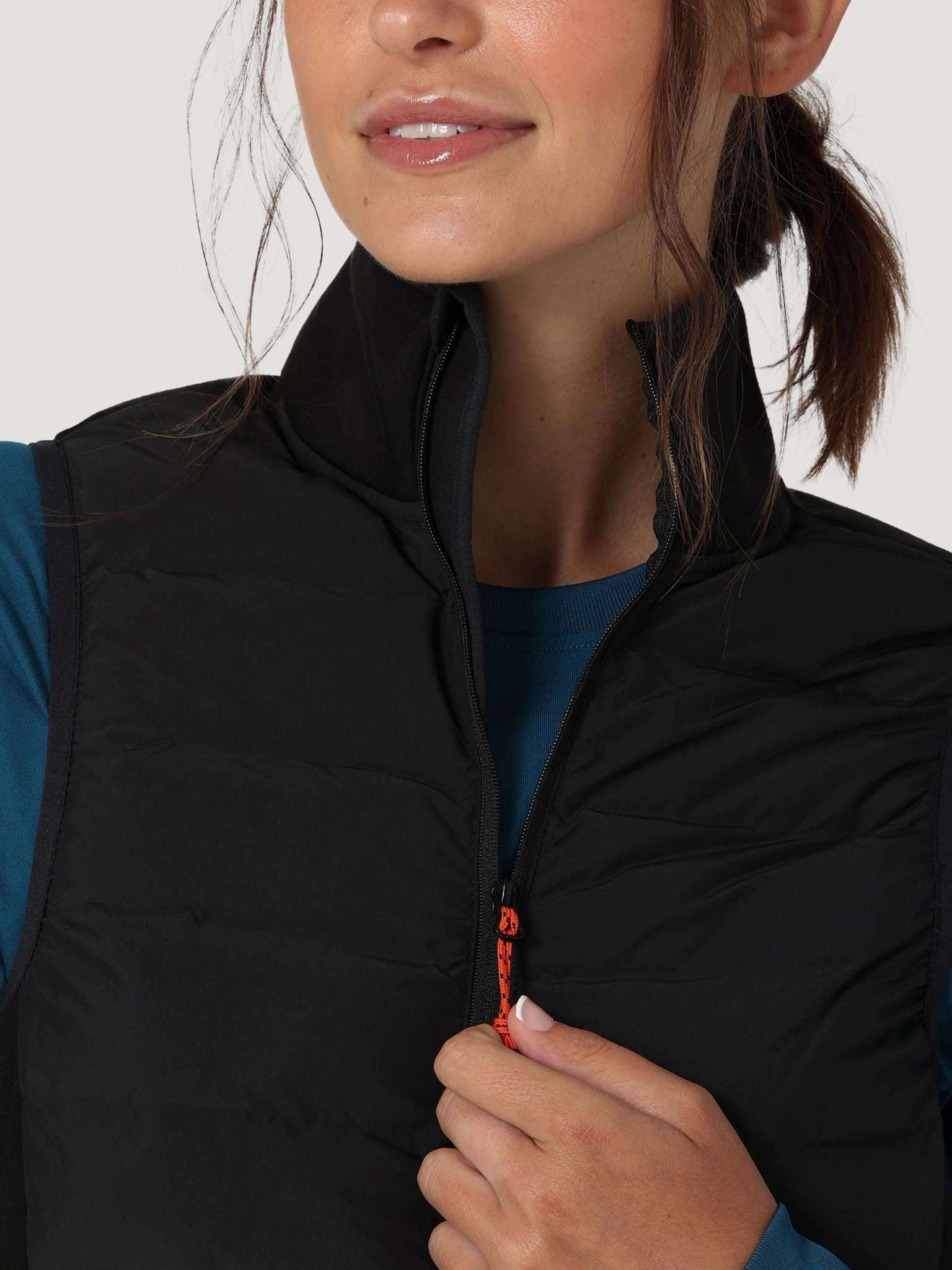 All Terrain Gear Athletic Hybrid Vest in Real Black Jacken Wrangler   