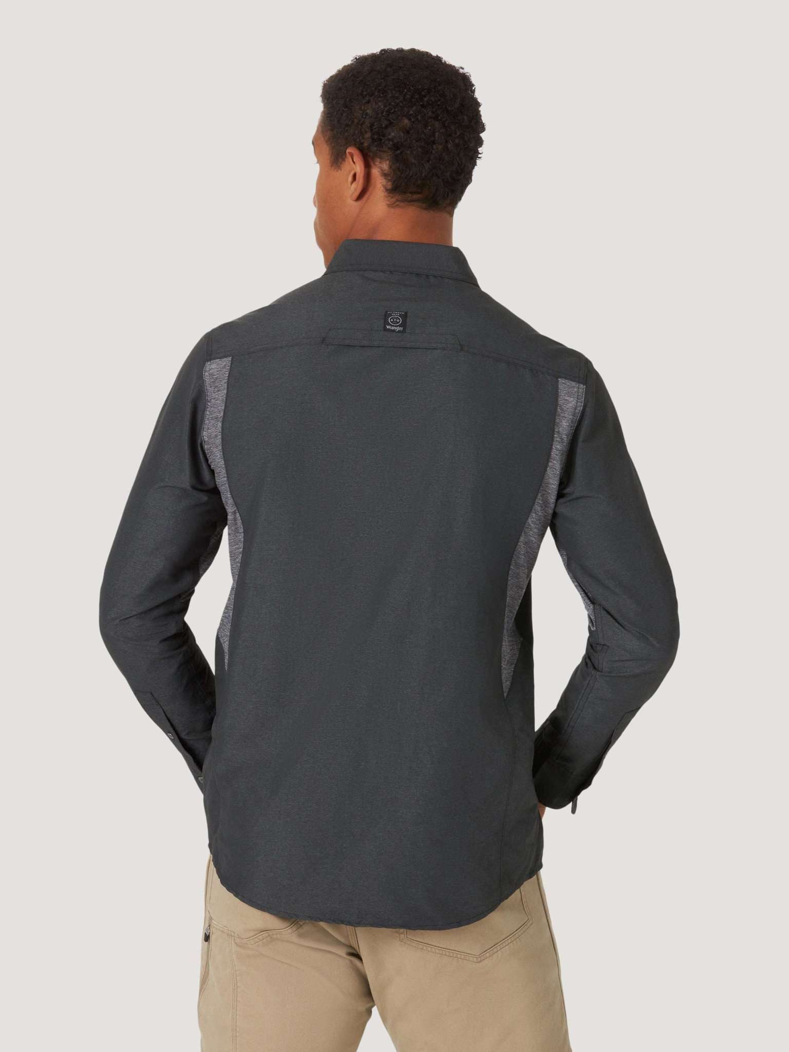 All Terrain Gear Mixed Material Shirt in Black Hemden Wrangler