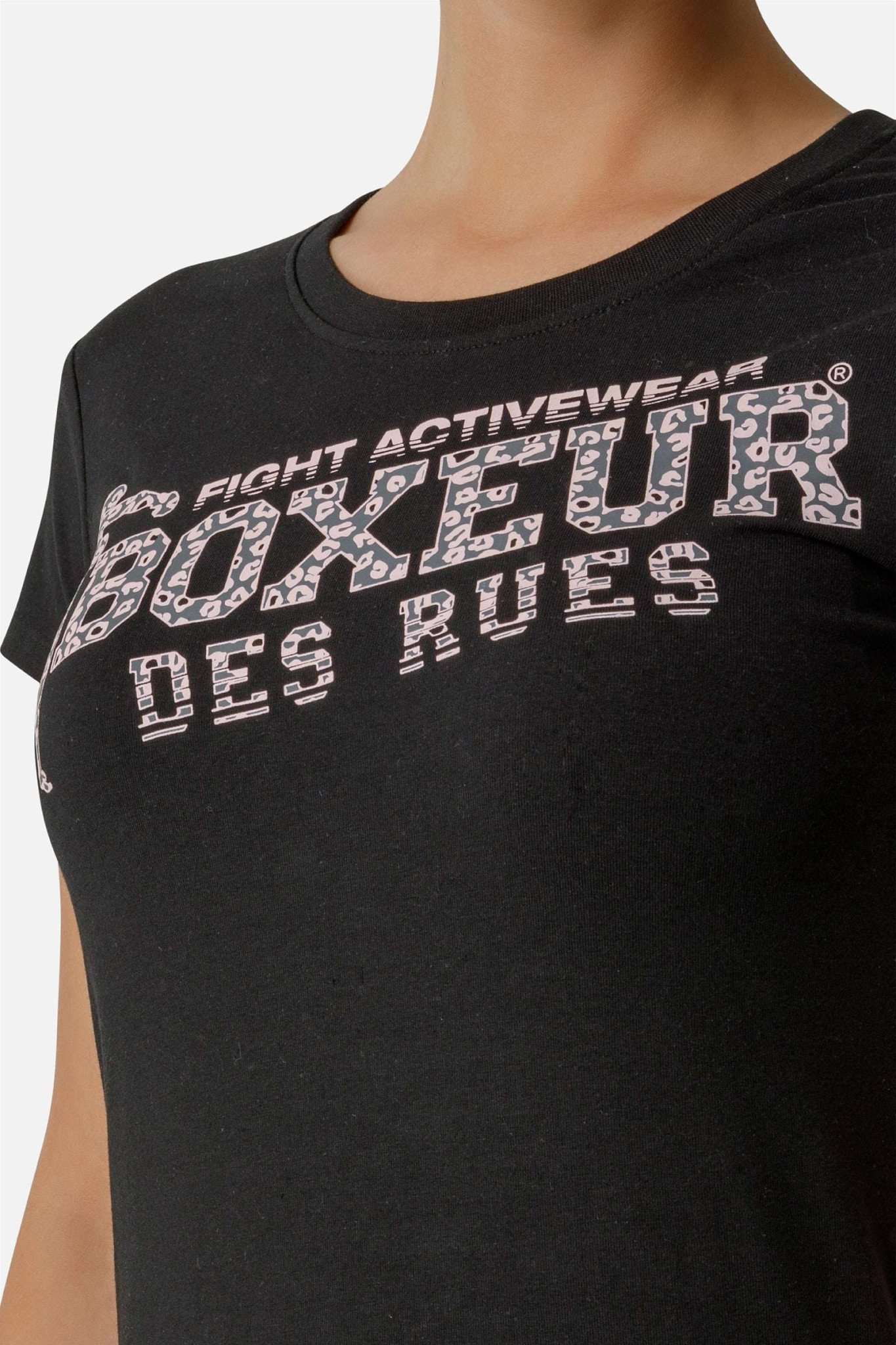 Front Logo Round Neck T-Shirt in Black T-Shirts Boxeur des Rues   