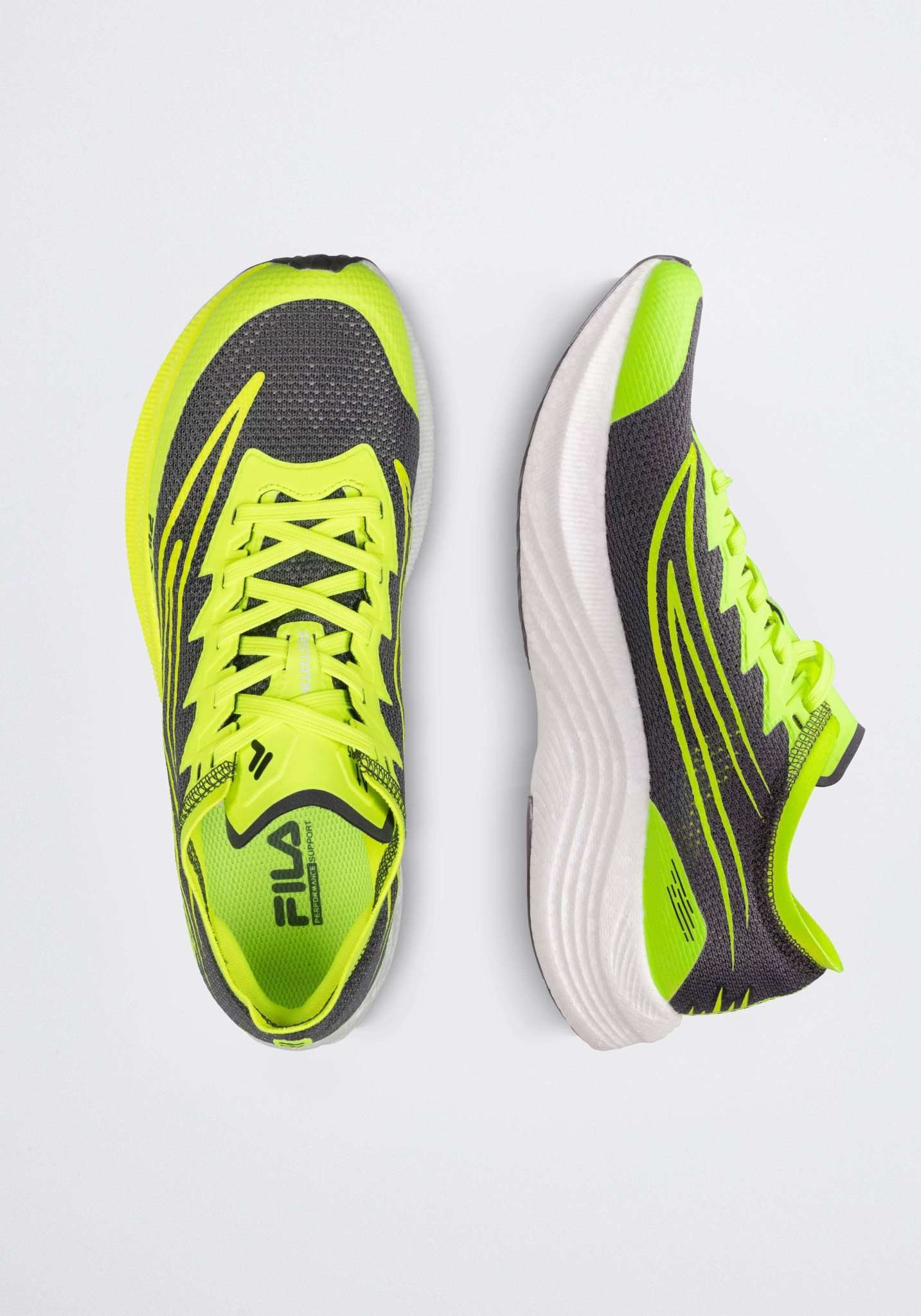 Astatine in Safety Yellow-Castlerock Laufschuhe Fila