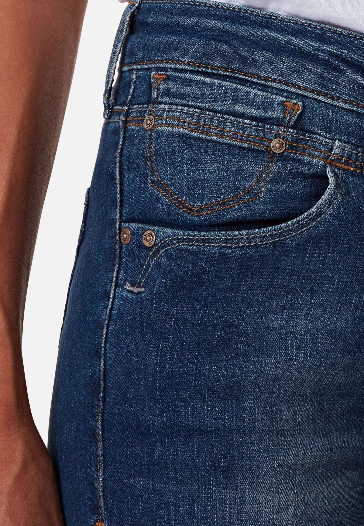 Sophie in Deep Memory Fit Jeans Mavi
