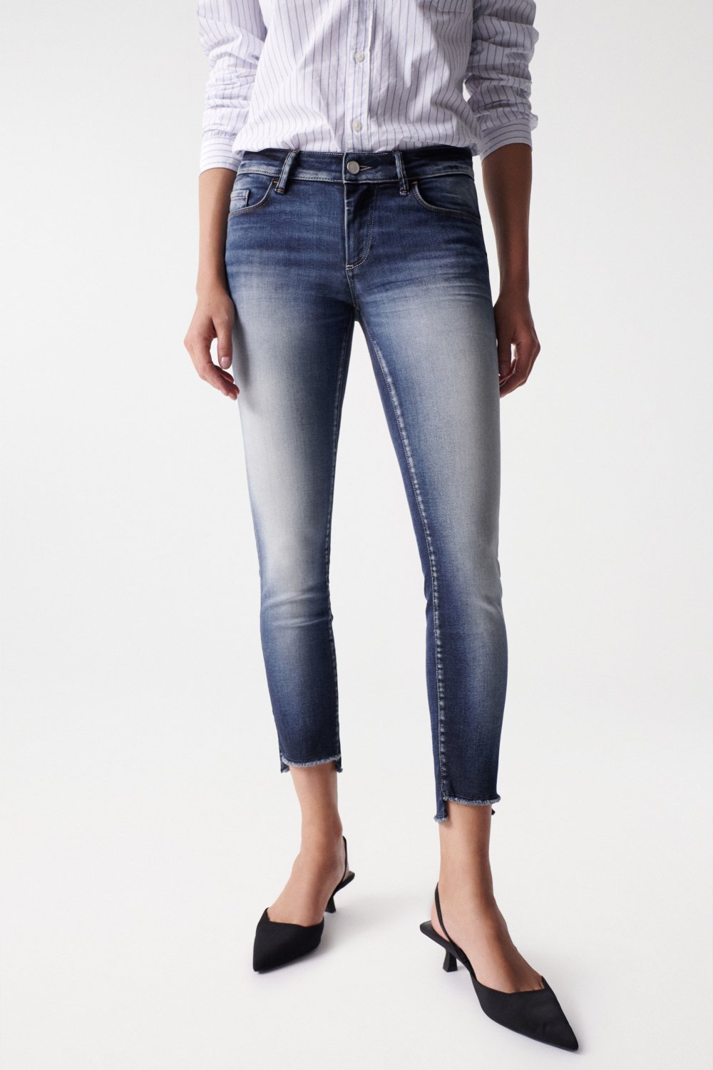 Wonder Cropped Skinny Push-Up in Dark Wash Jeans Salsa Jeans   