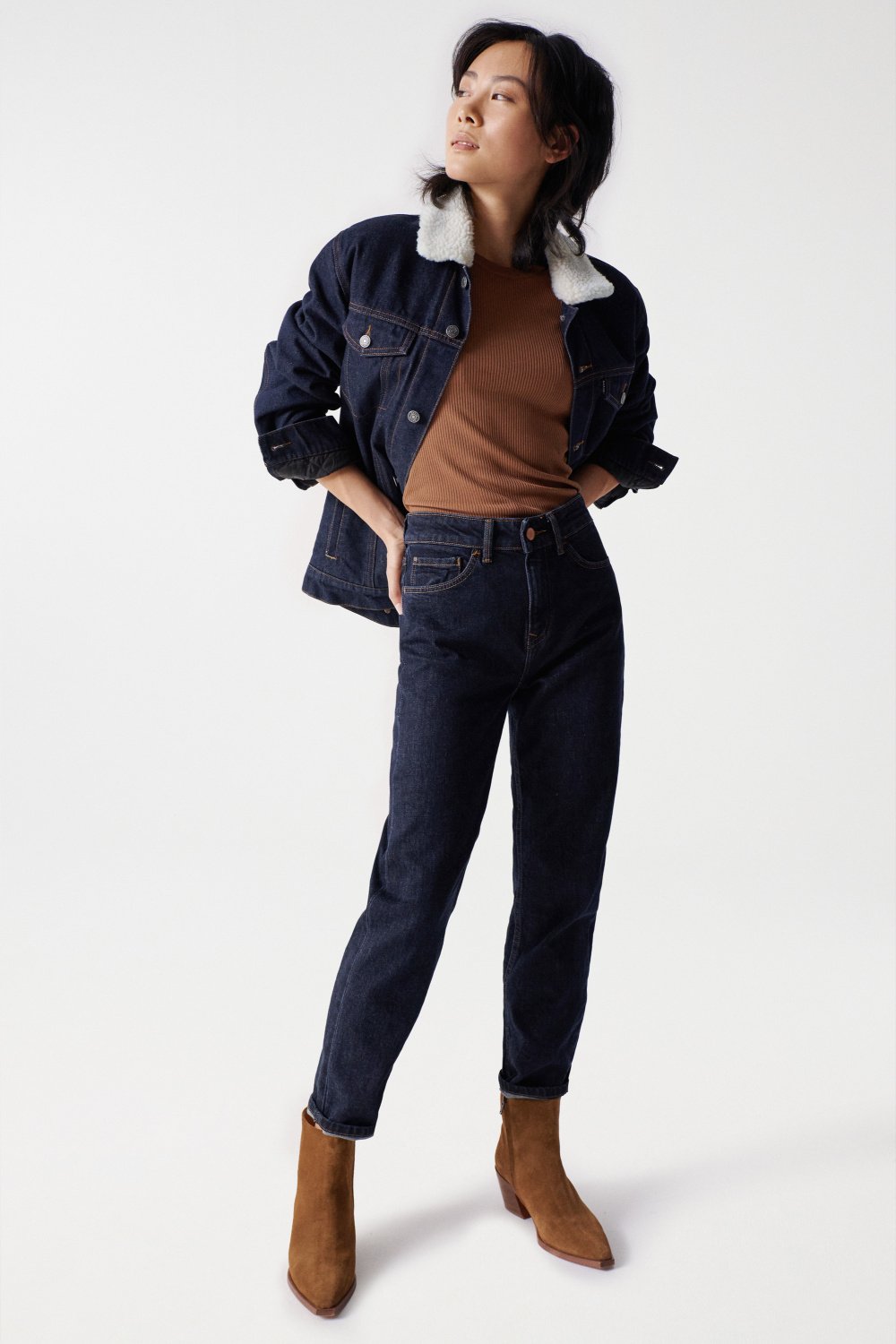 True Cropped Slim Comfort in Medium Wash Jeans Salsa Jeans