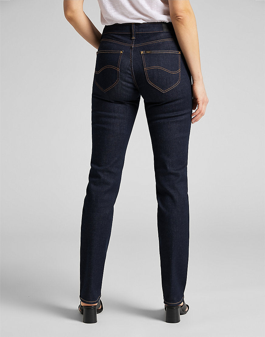 Marion Straight in Rinse Jeans Lee