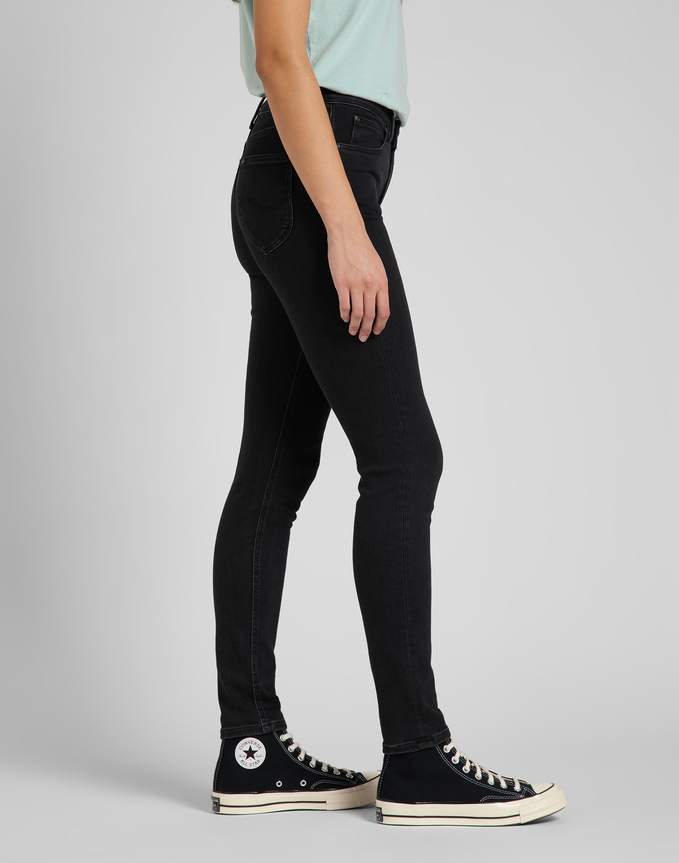 Foreverfit in Black Avery Jeans Lee