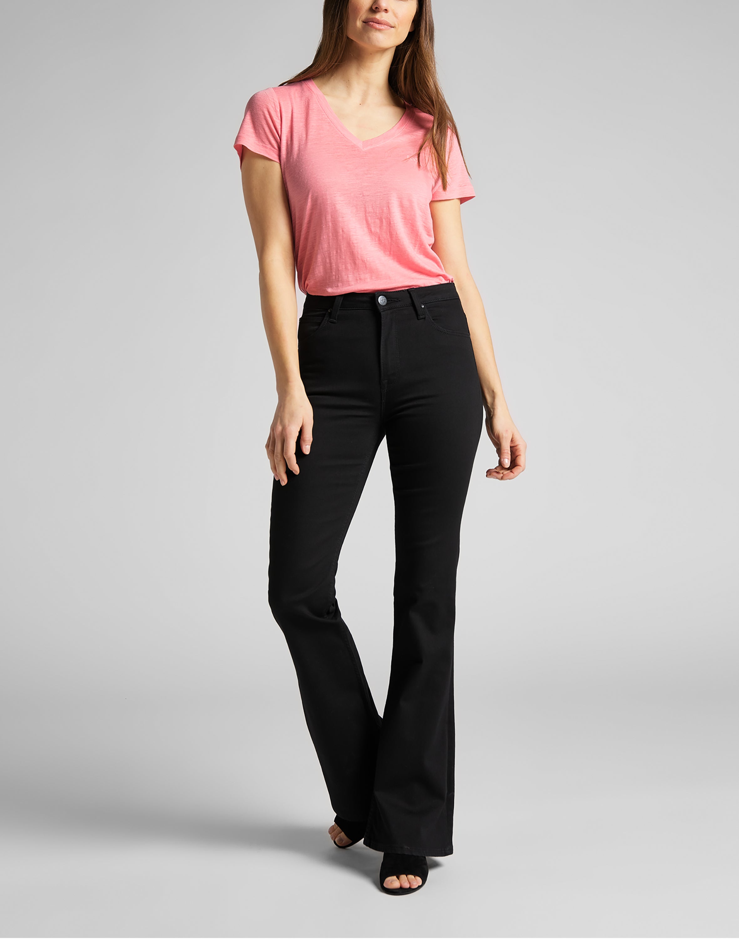 Breese in Black Rinse Jeans Lee