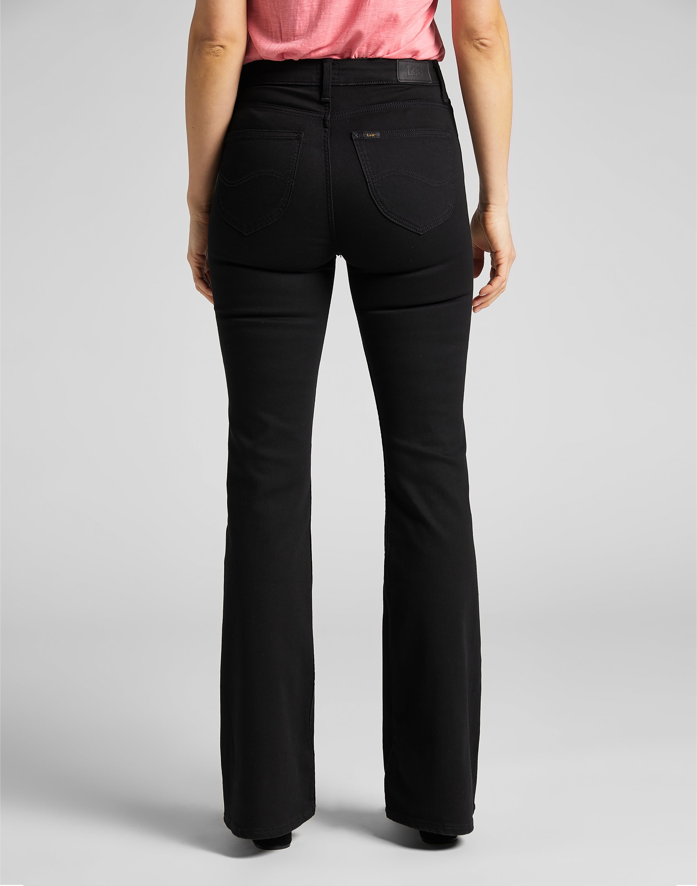 Breese in Black Rinse Jeans Lee