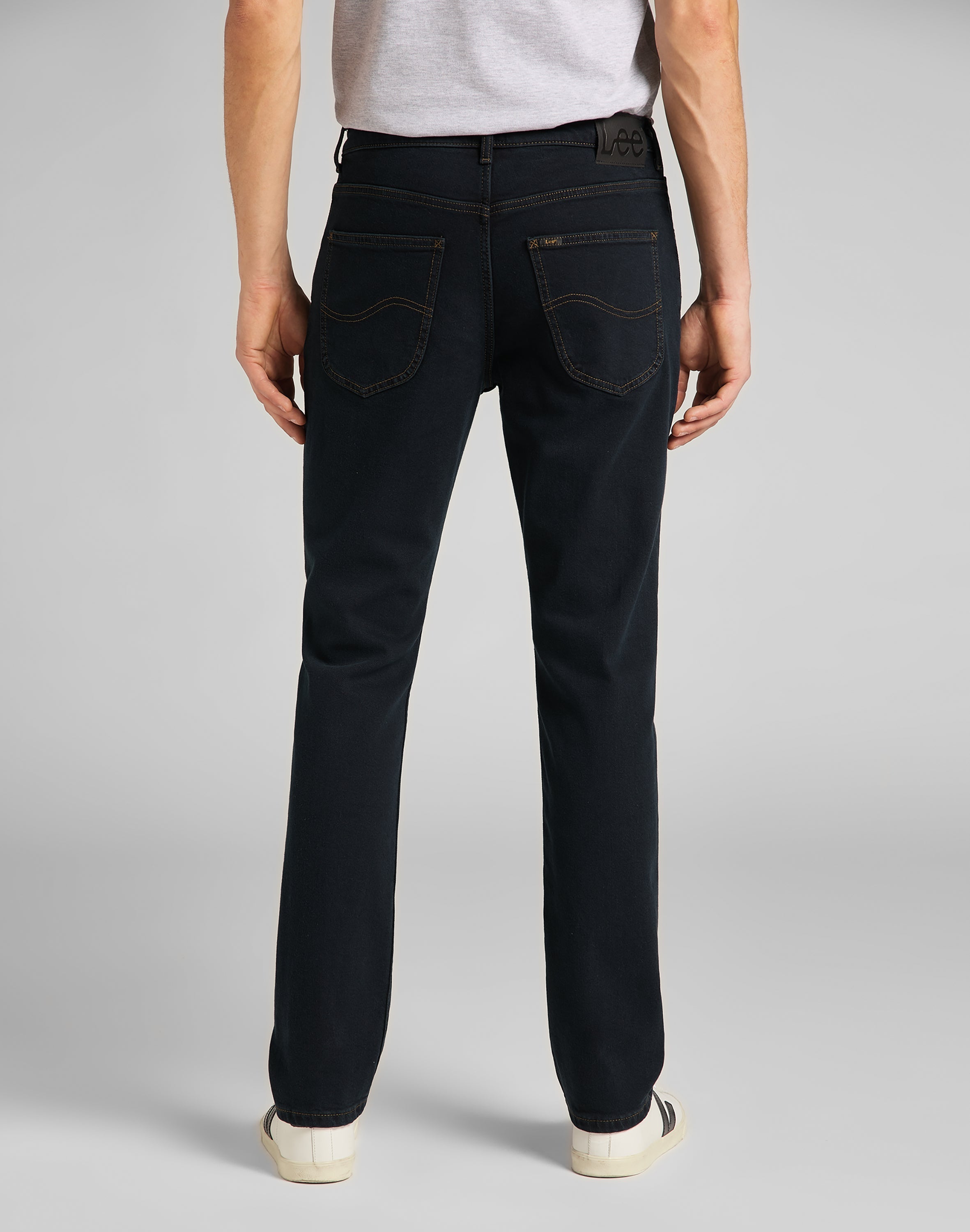 Brooklyn Straight in Blue Black Jeans Lee