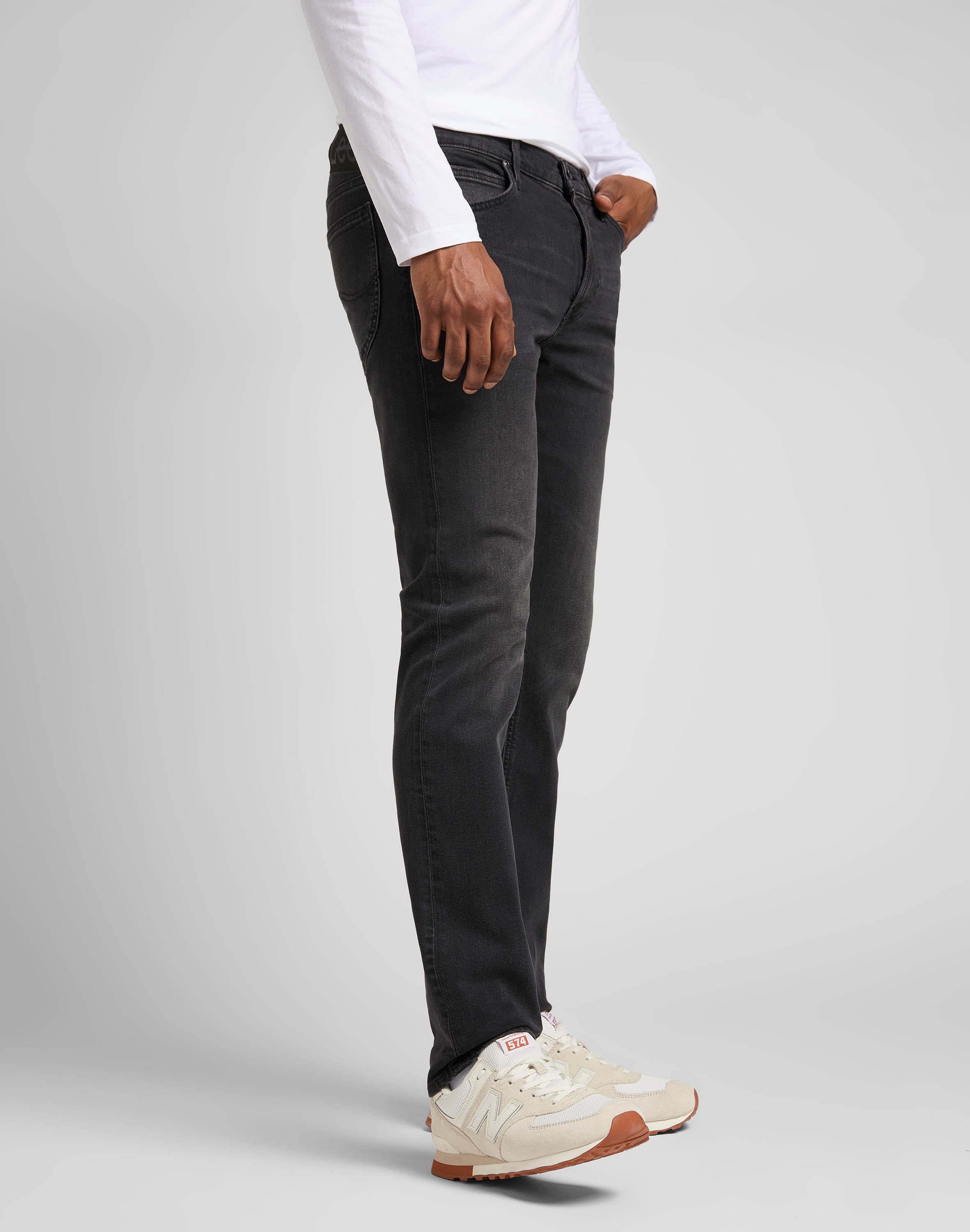 Daren Zip Fly in Asphalt Rocker Jeans Lee