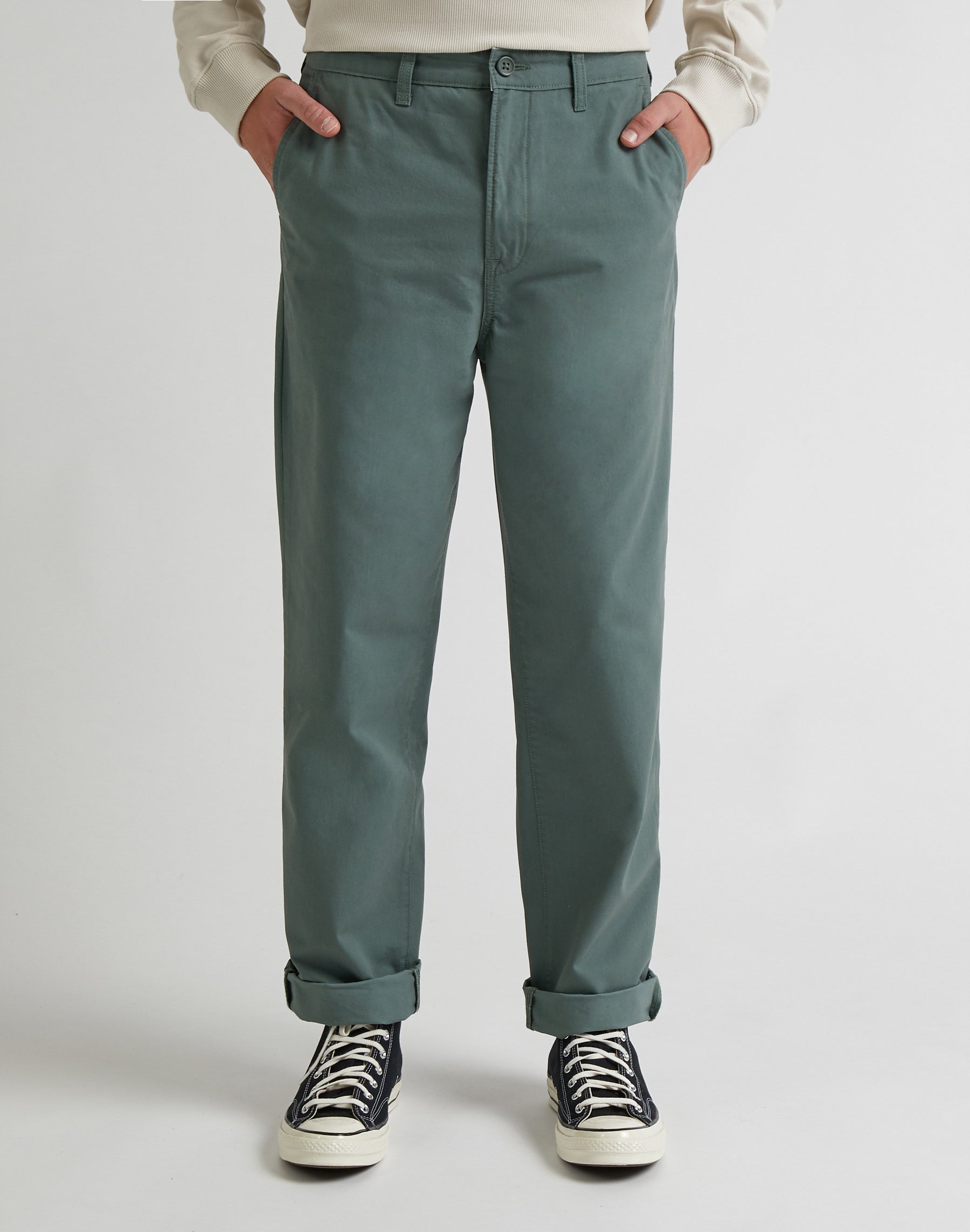 Relaxed Chino in Fort Green Hosen Lee