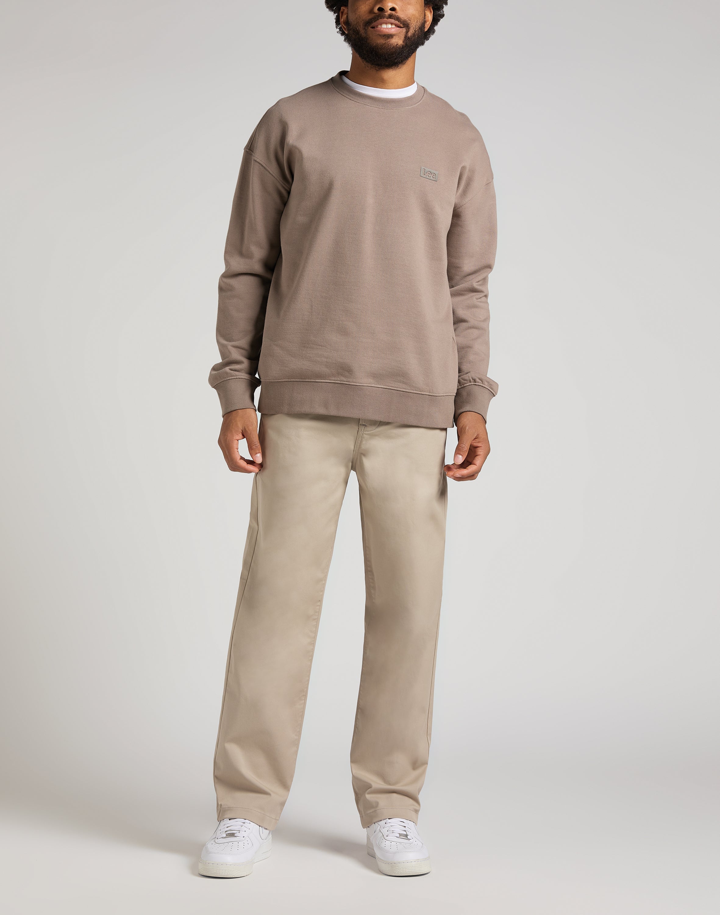 Relaxed Chino in Stone Hosen Lee   