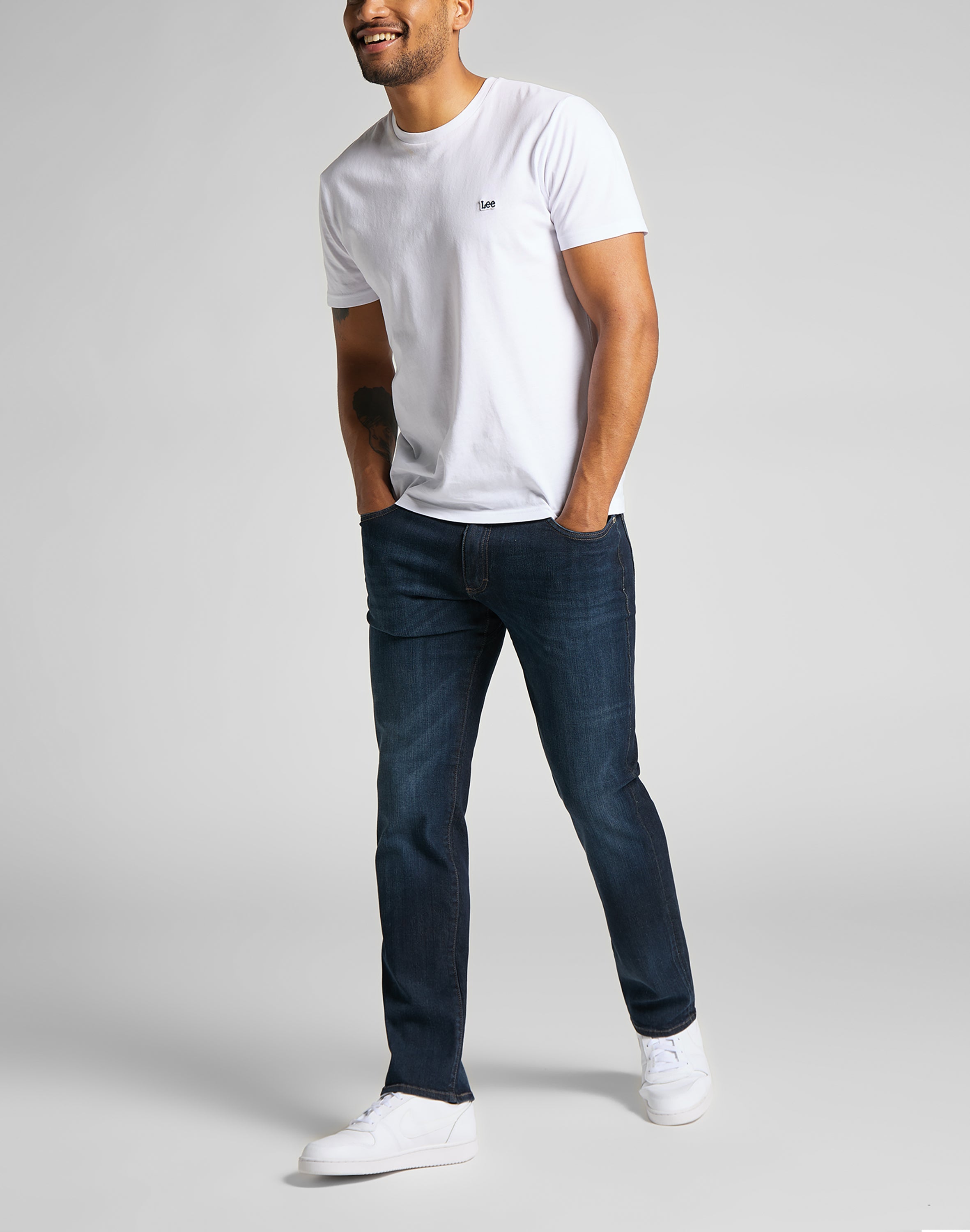 Straight Fit XM in Trip Jeans Lee