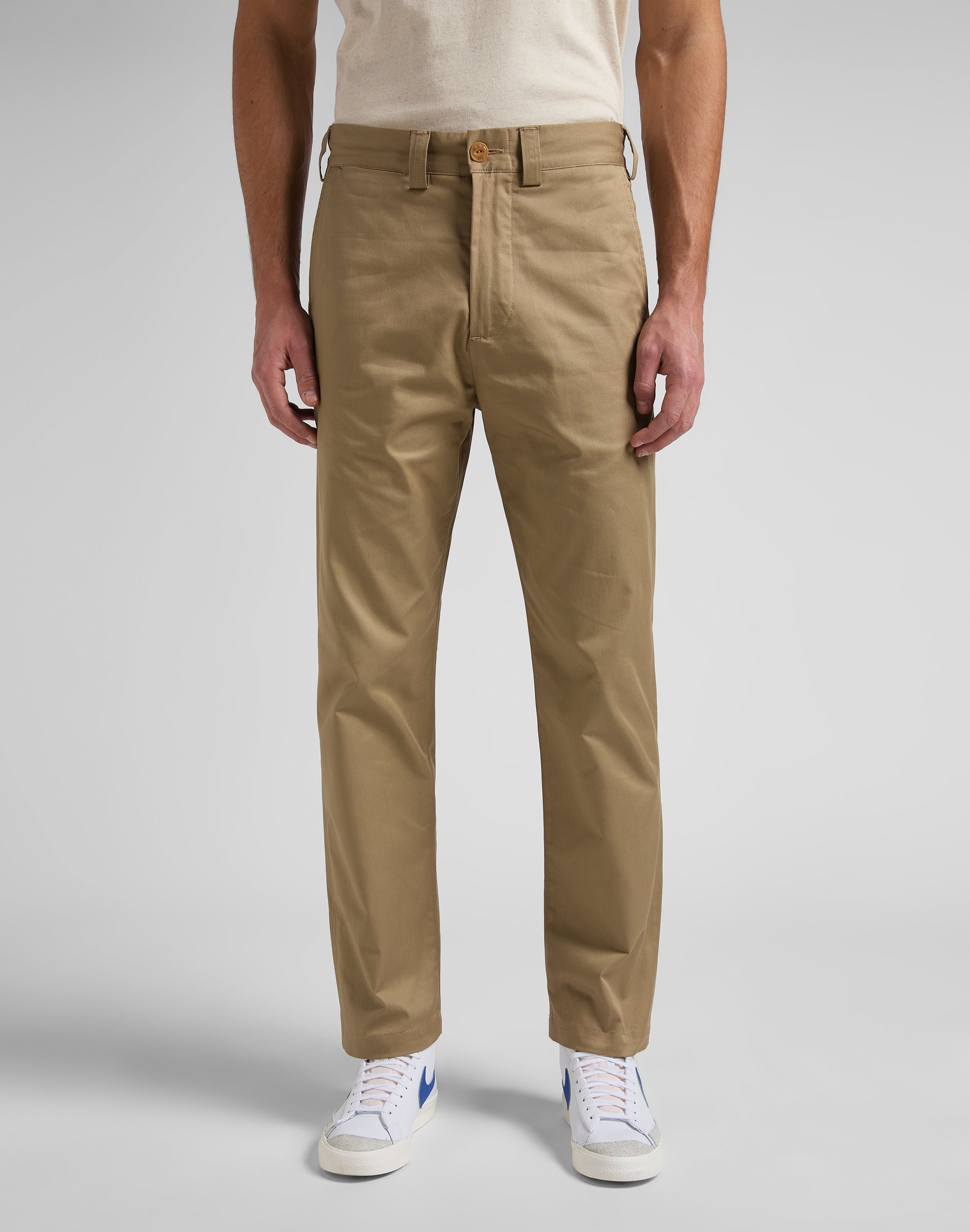 101 Chino in Dry Beige Chinos Lee