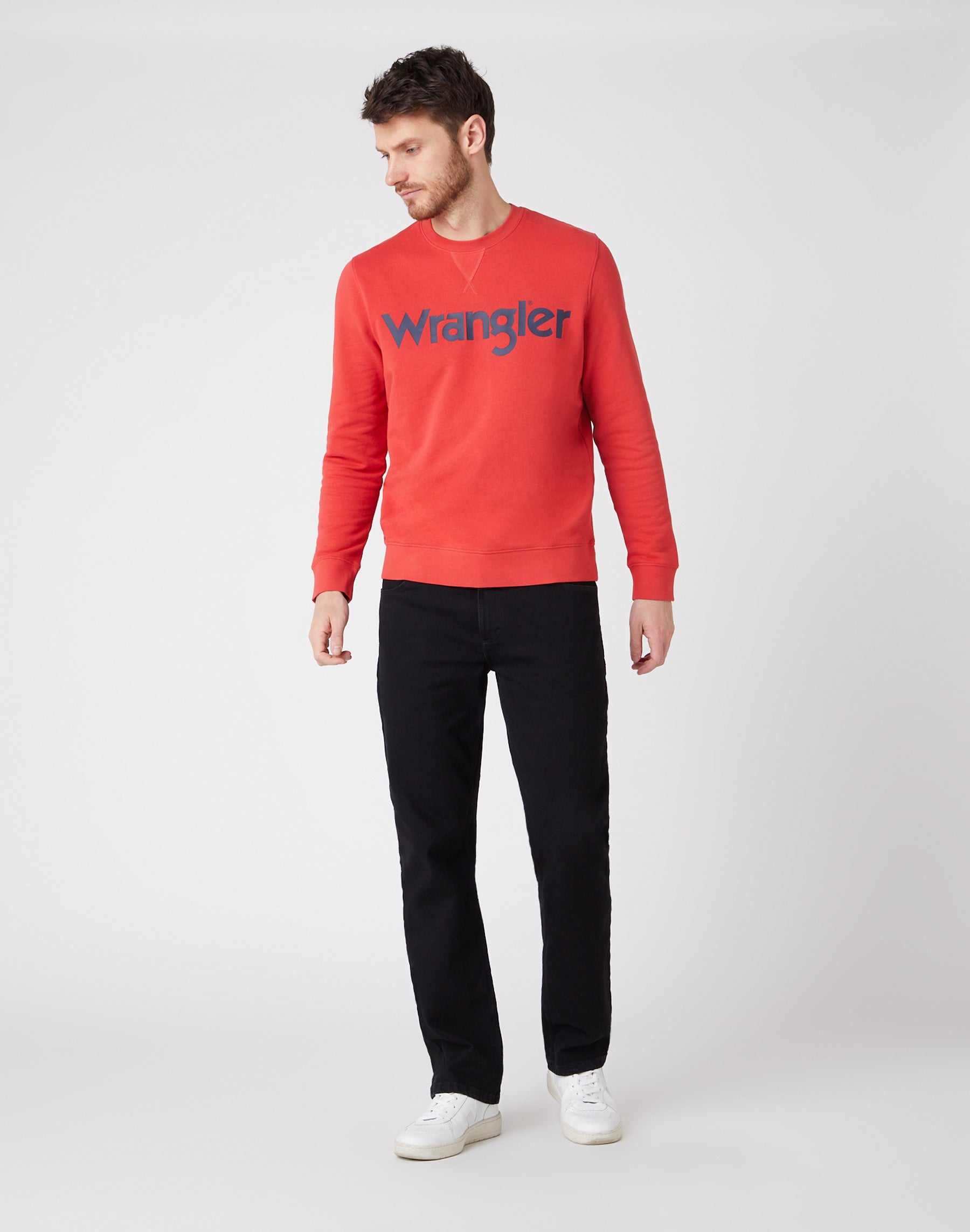 Straight Low Stretch in Black Rinse Jeans Wrangler