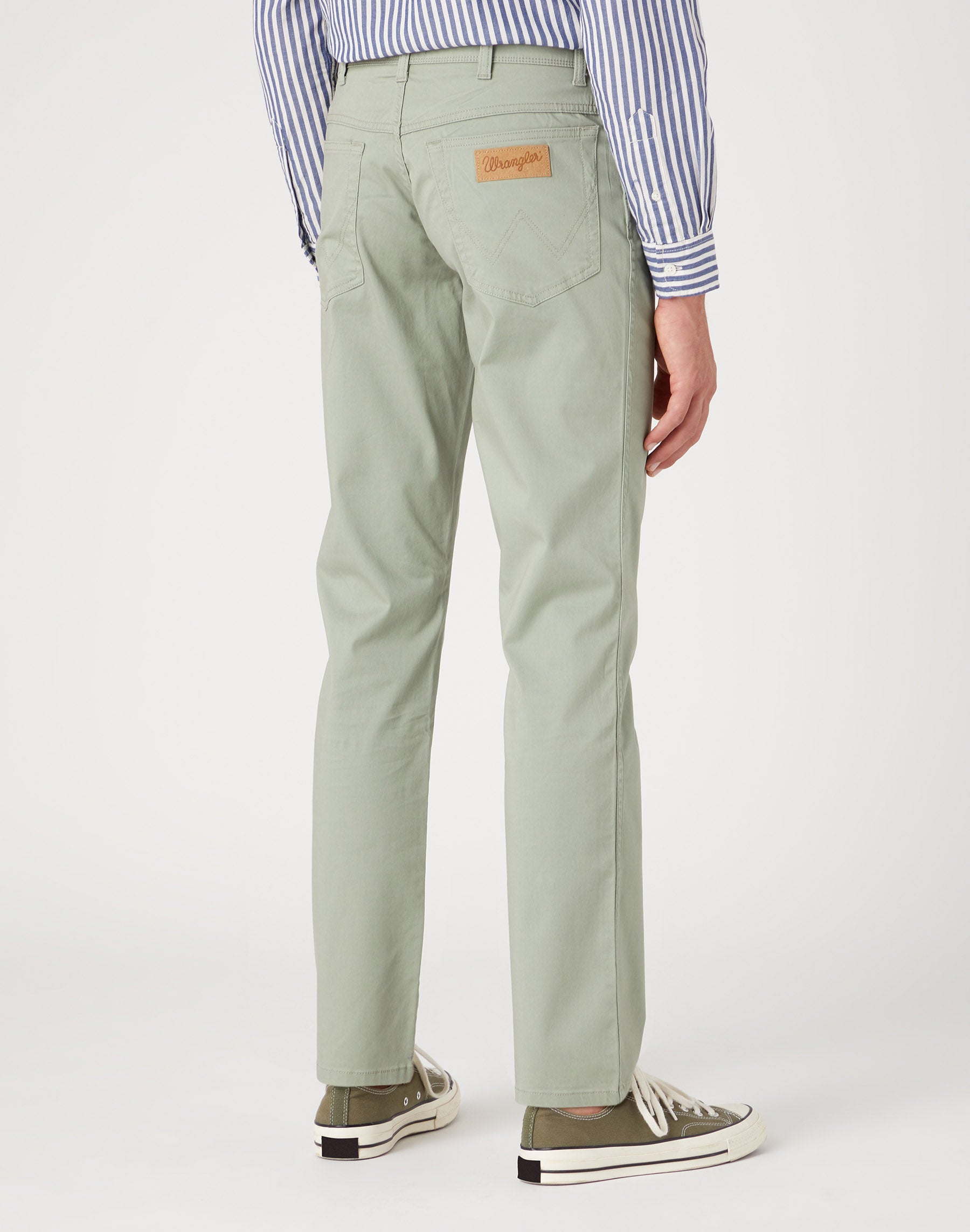 Texas Slim Medium Stretch in Sea Grass Hosen Wrangler