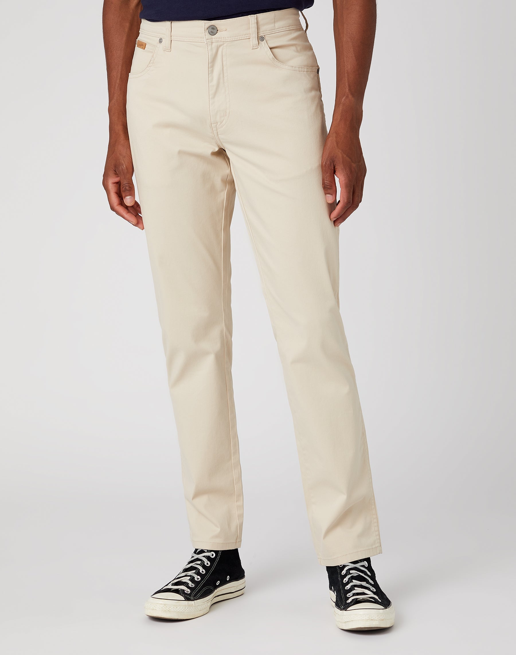 Texas Slim Trousers in Pumice Stone Hosen Wrangler