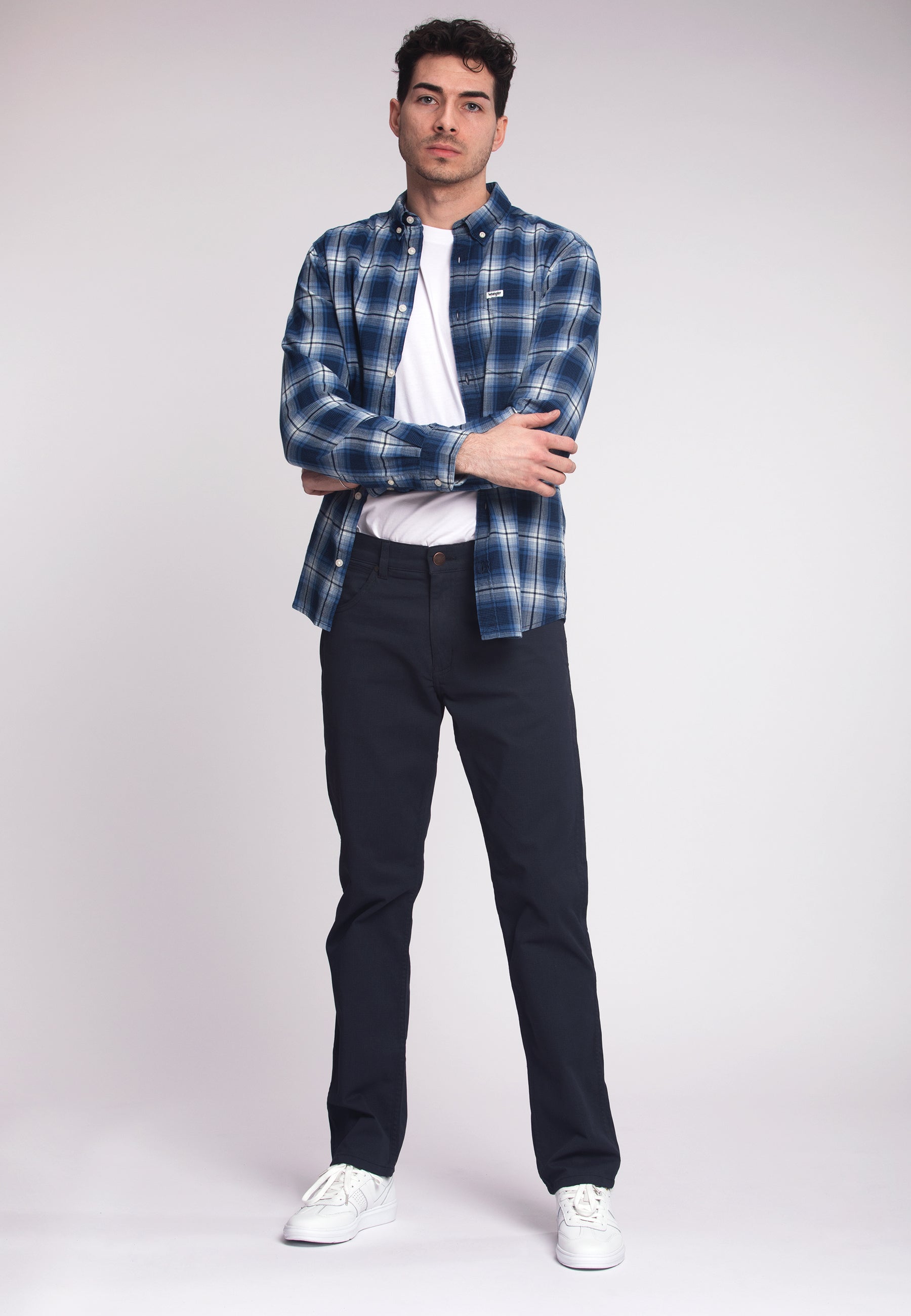 Greensboro Twill in Dark Navy Hosen Wrangler