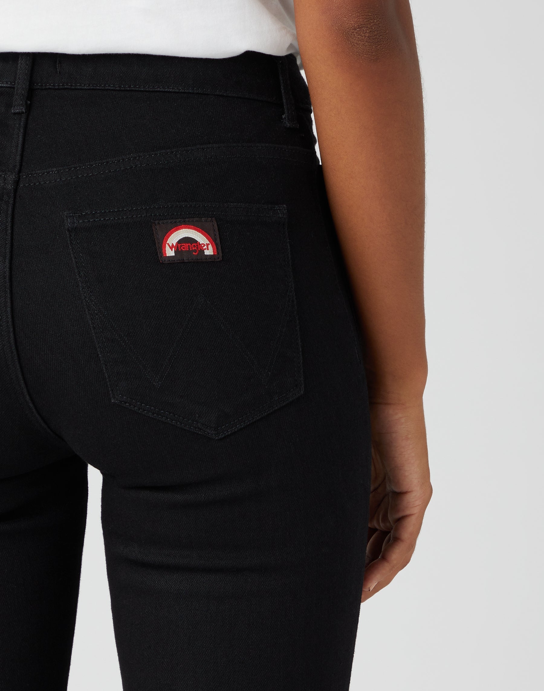 Flare in Retro Black Jeans Wrangler