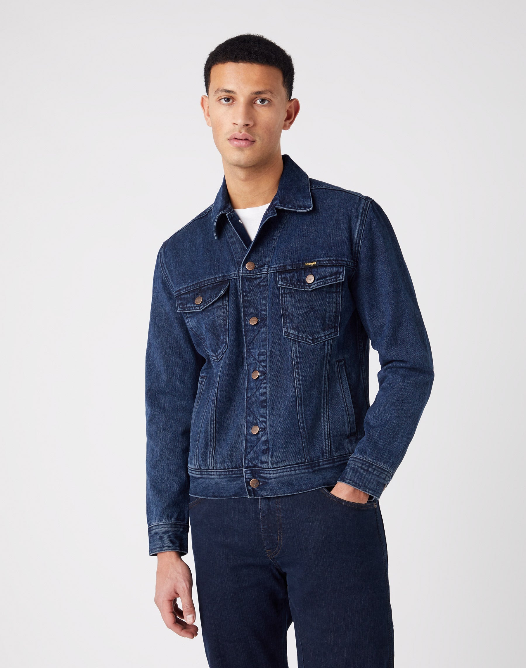 Authentic Jacket in Coalblue Stone Jacken Wrangler