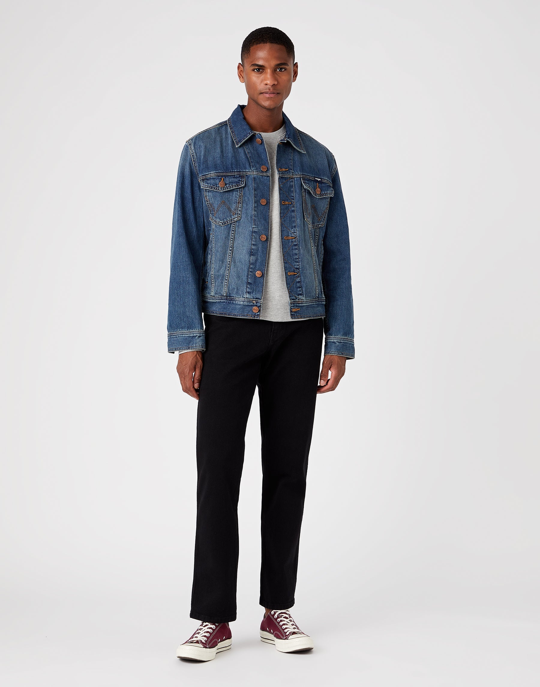 Classic Jacket in Mid Stone Jacken Wrangler
