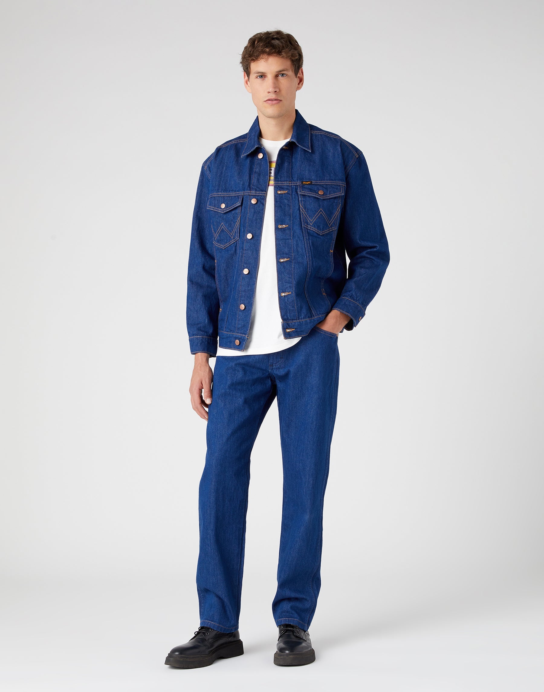 Anti Fit Jacket in Wrangler Blue Jacken Wrangler