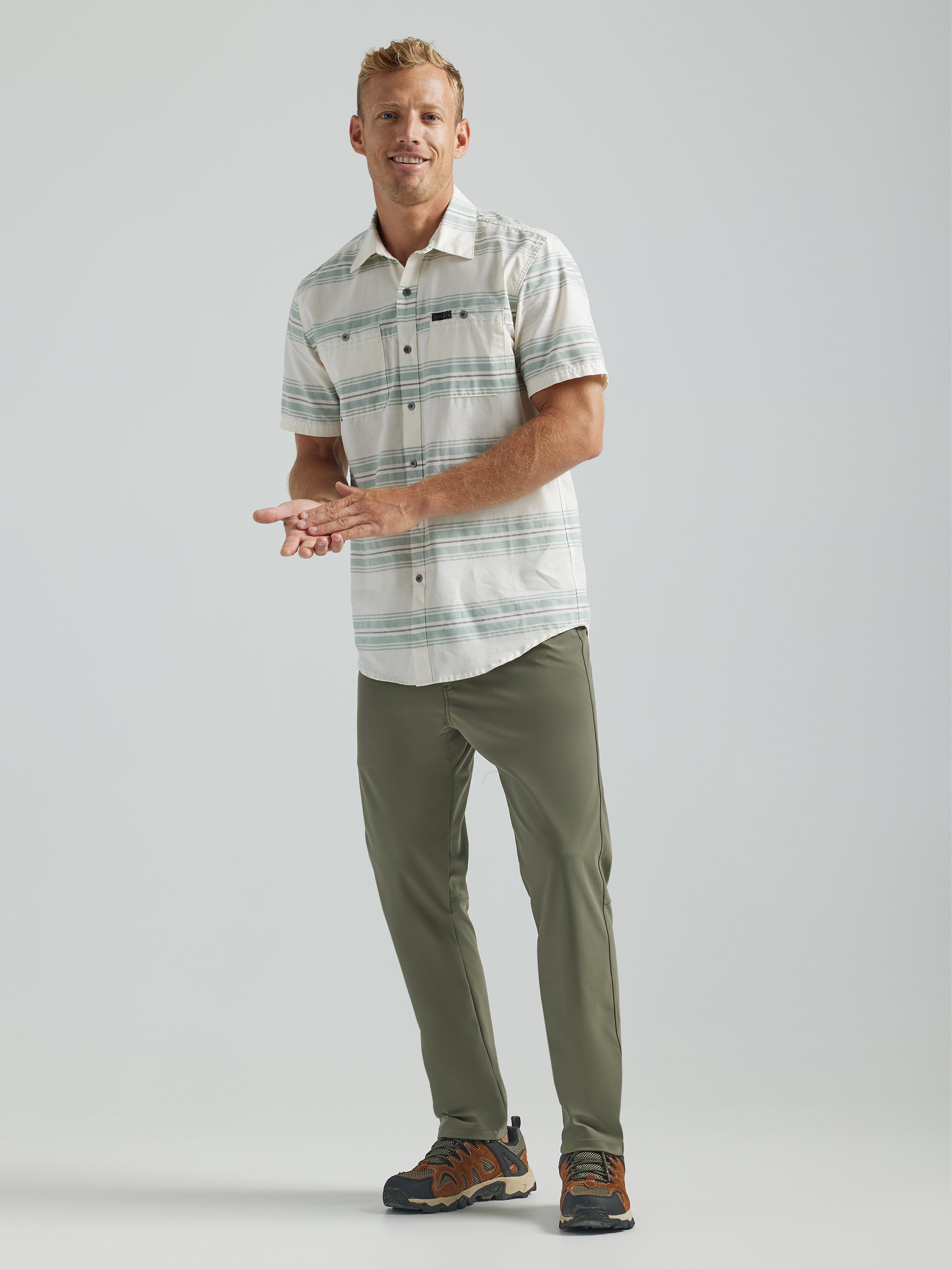 All Terrain Gear FWDS 5 Pocket Pants in Dusty Olive Hosen Wrangler