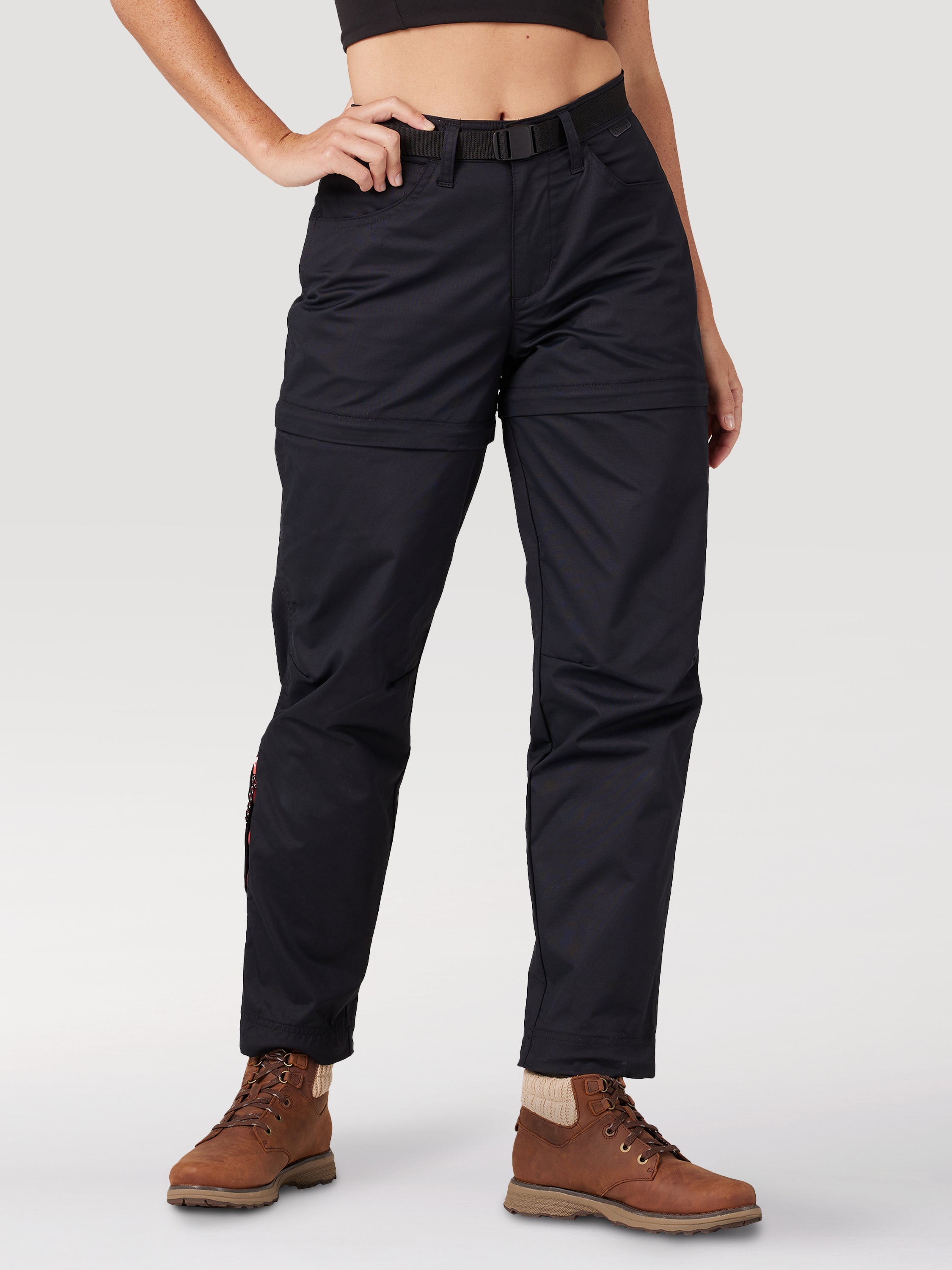 Packable Zipoff Pant in Black Hosen Wrangler   