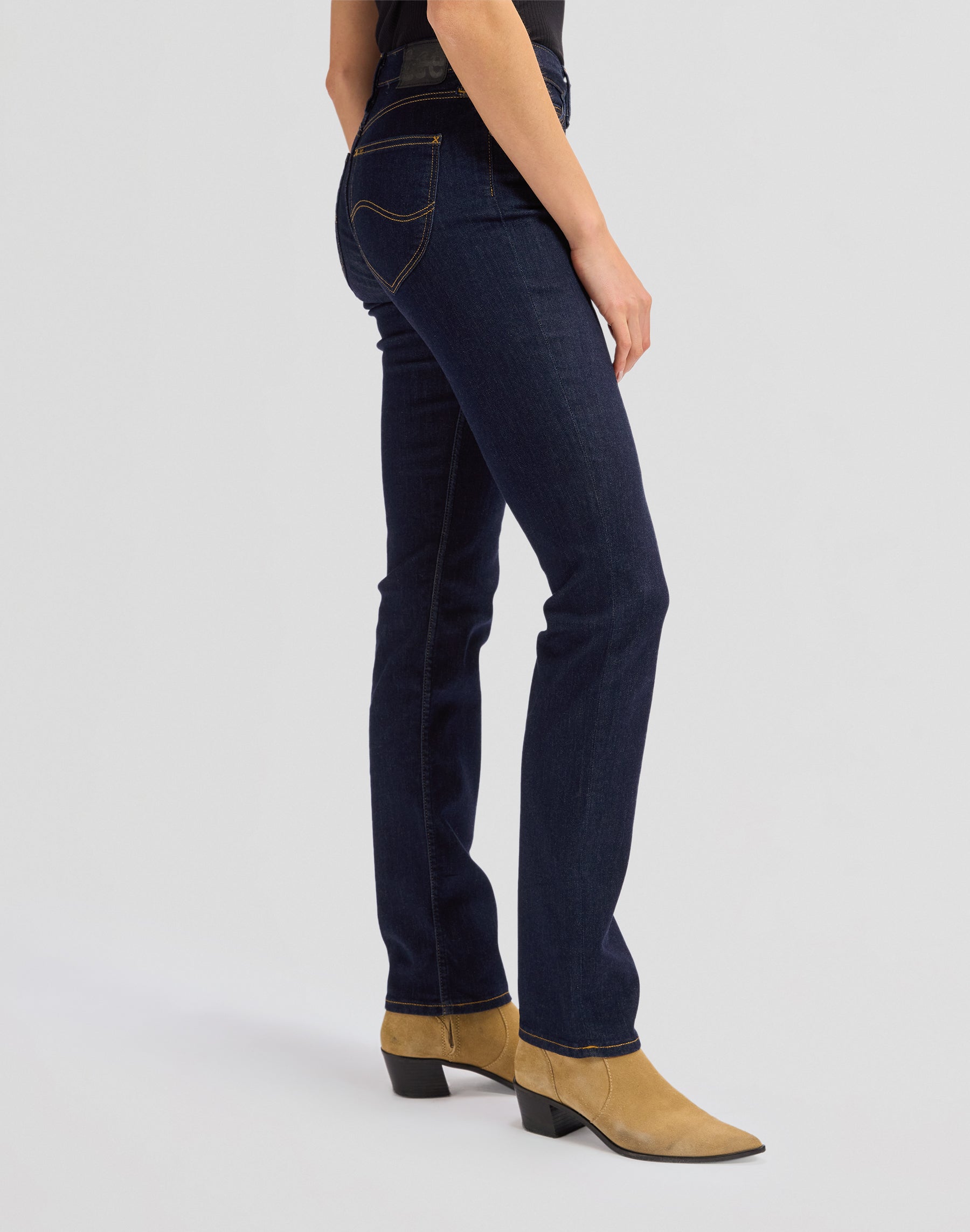 Marion Straight in Rinse Jeans Lee