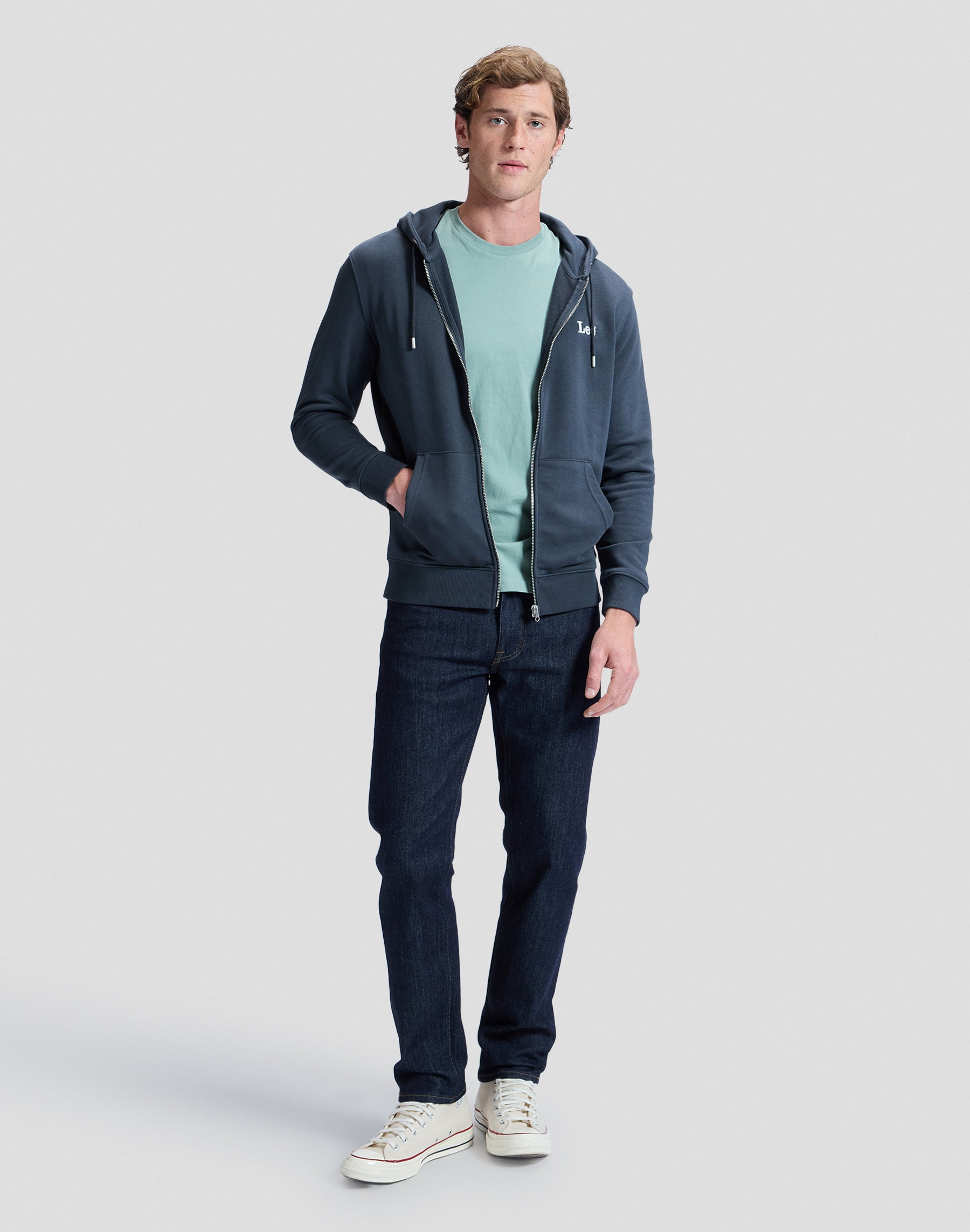 Daren Zip Fly in Rinse Jeans Lee
