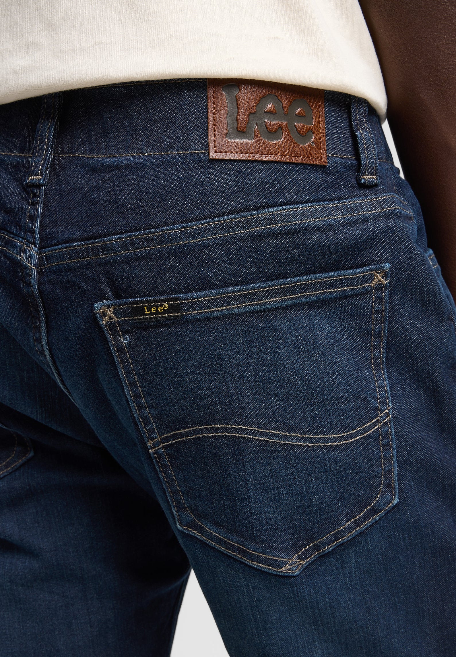 Straight Fit XM in Trip Jeans Lee