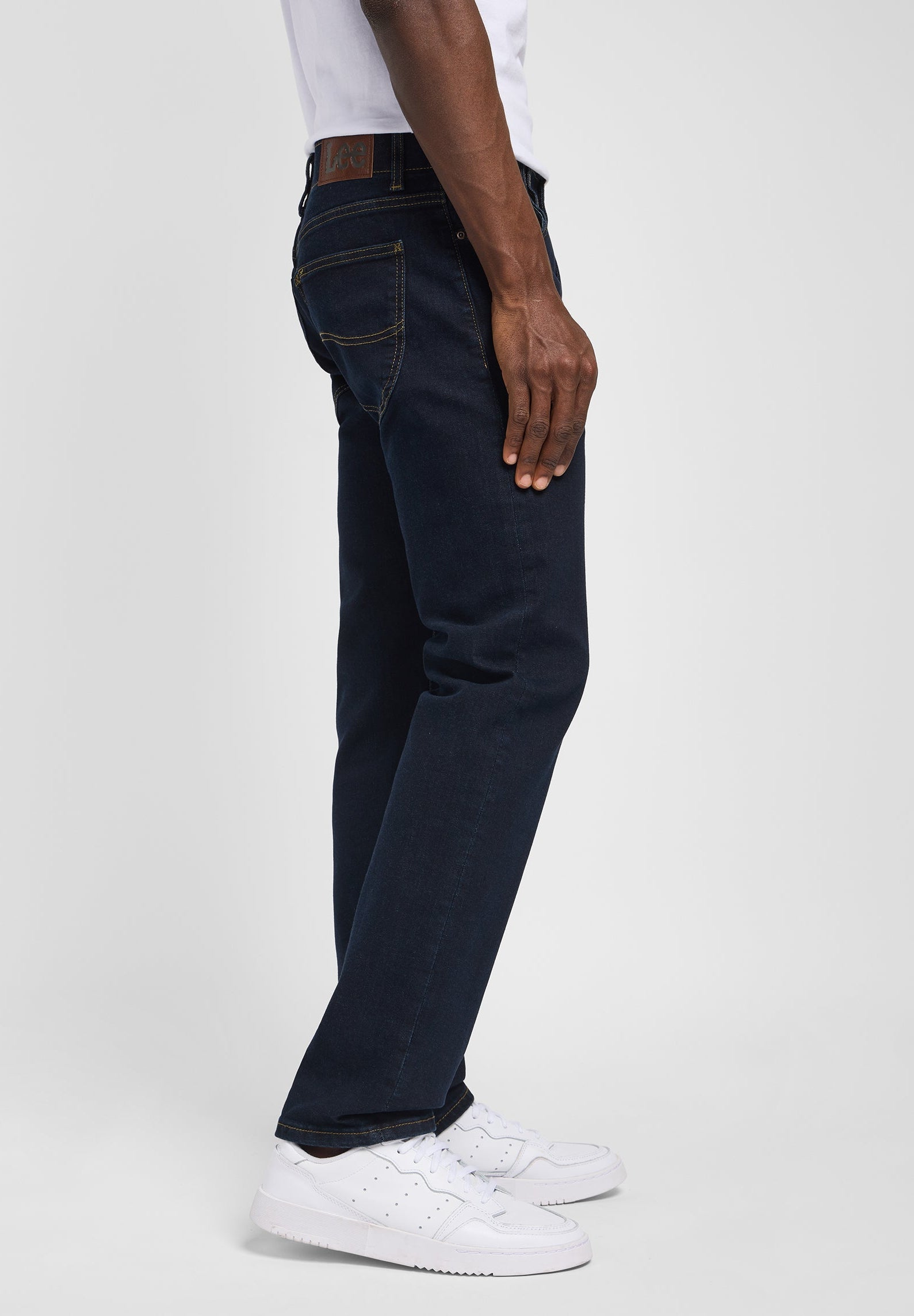 Slim Fit MVP in Rinse Jeans Lee