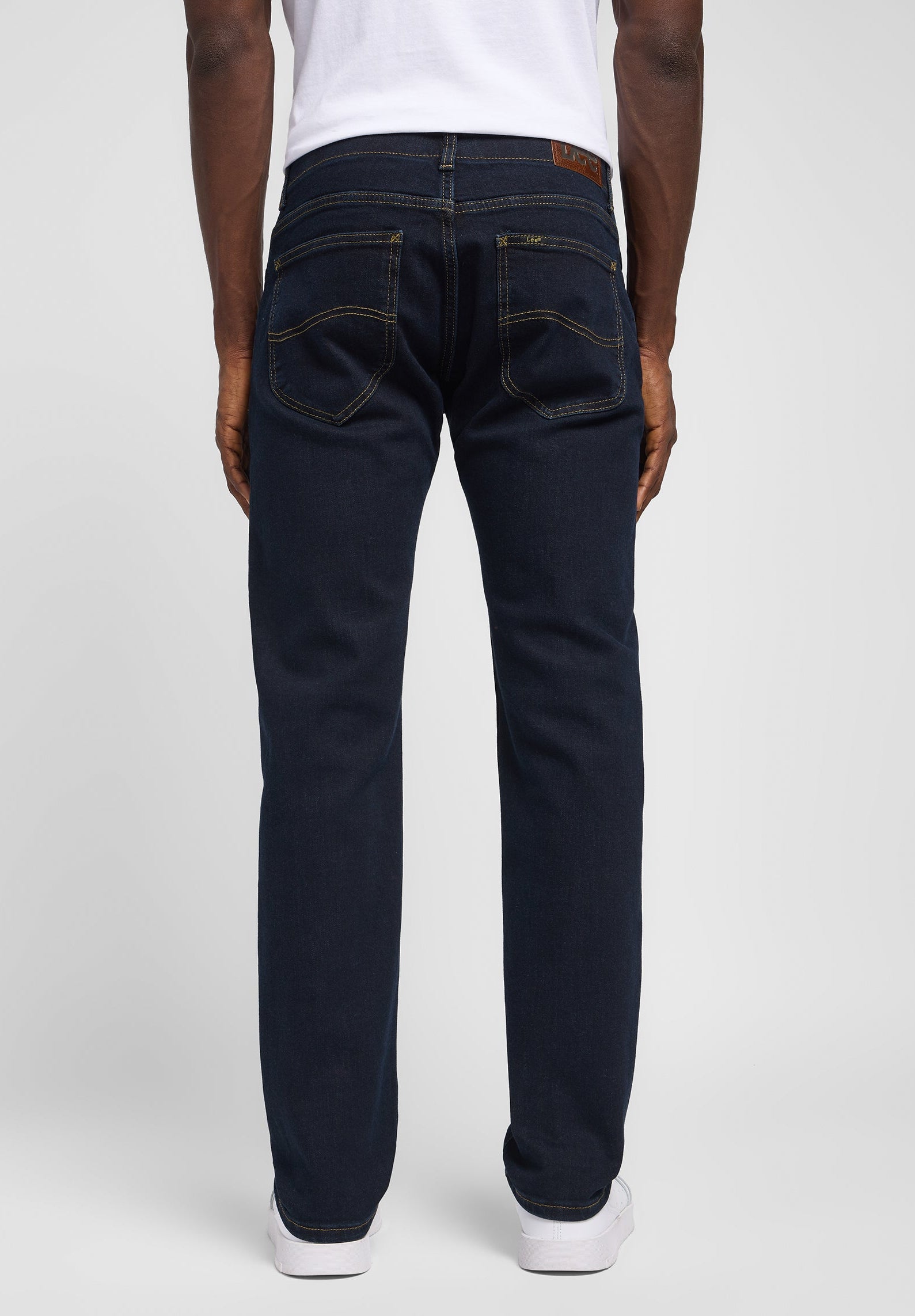 Slim Fit MVP in Rinse Jeans Lee