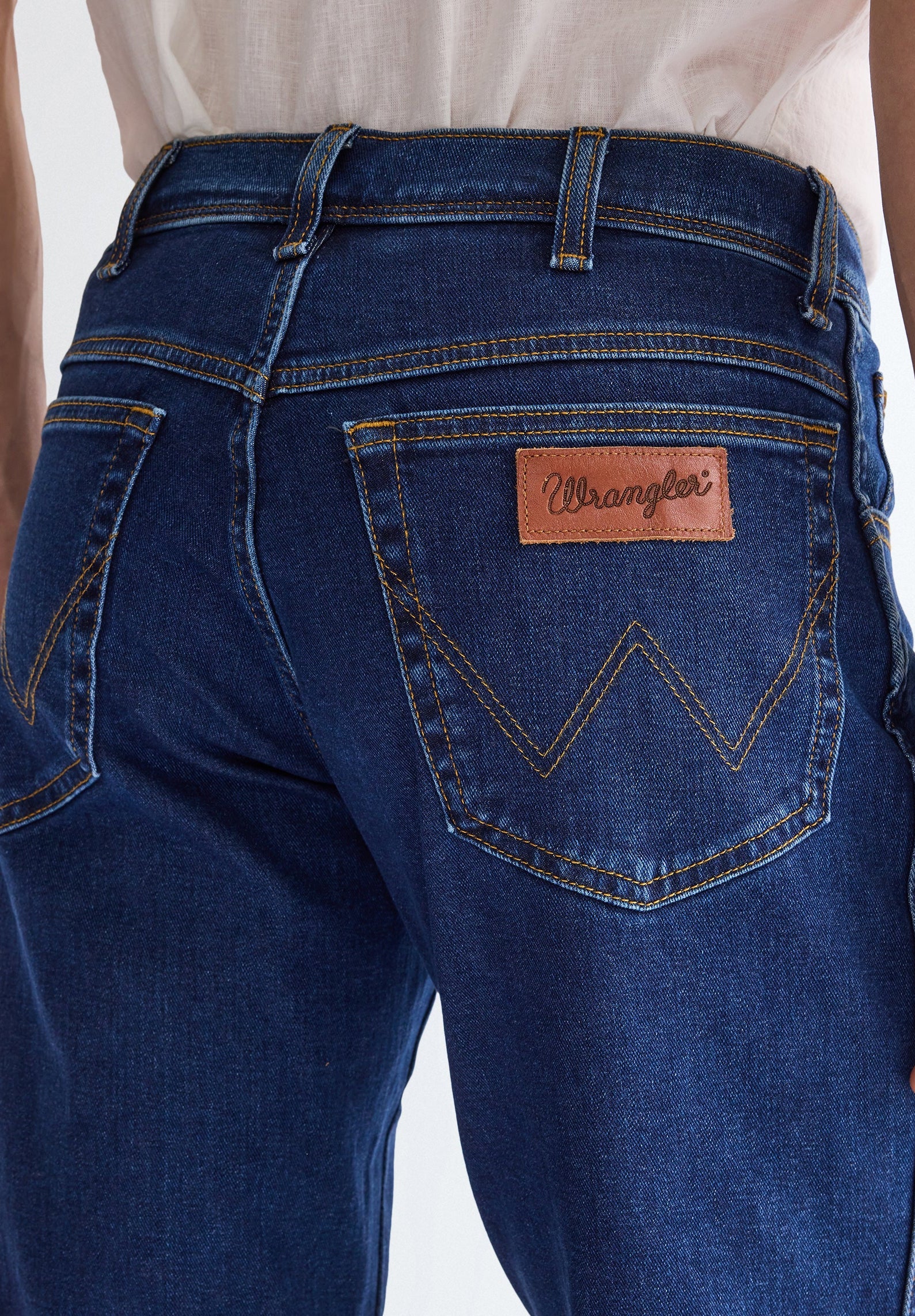 Texas Medium Stretch in Darkstone Jeans Wrangler