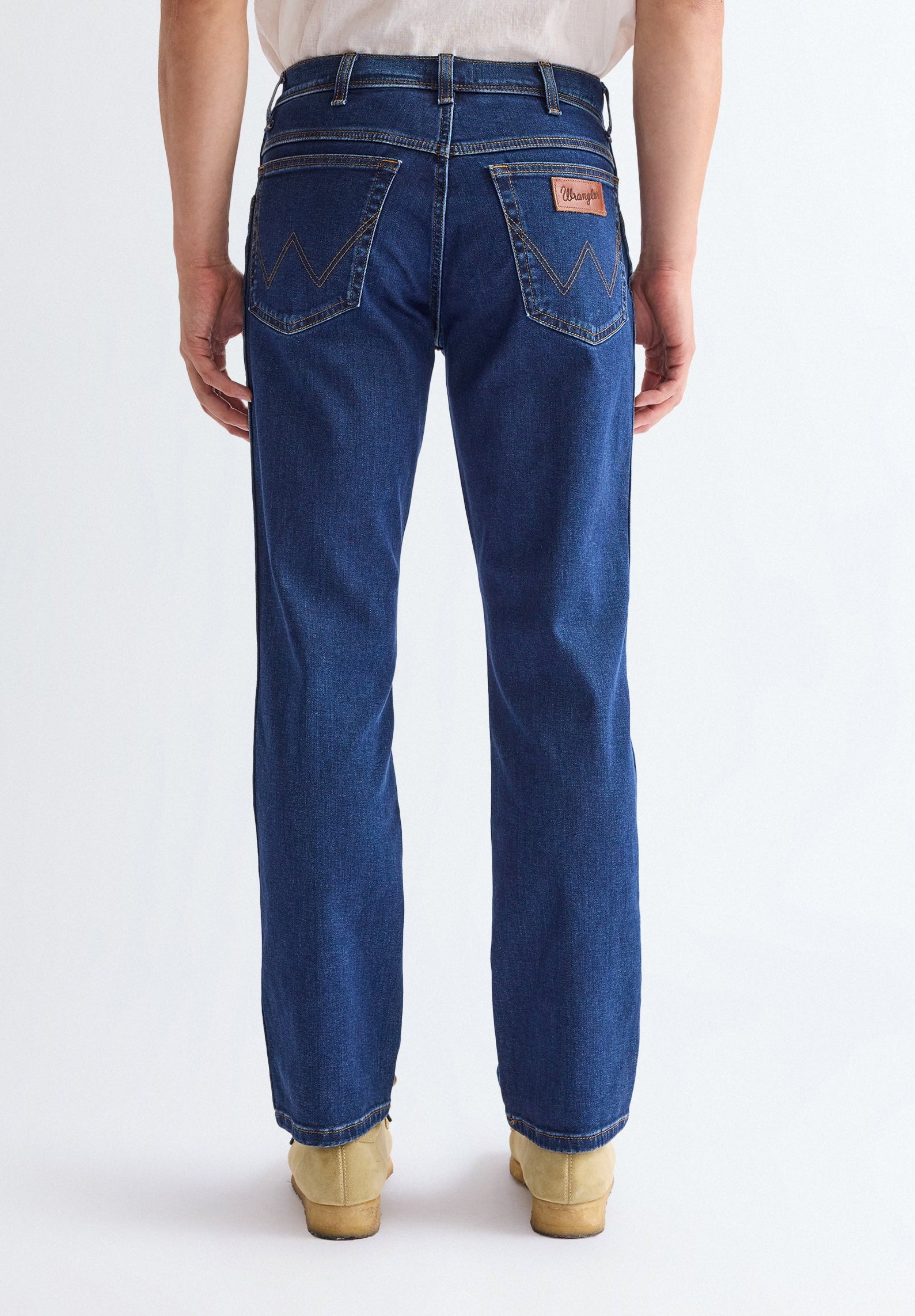 Texas Medium Stretch in Darkstone Jeans Wrangler