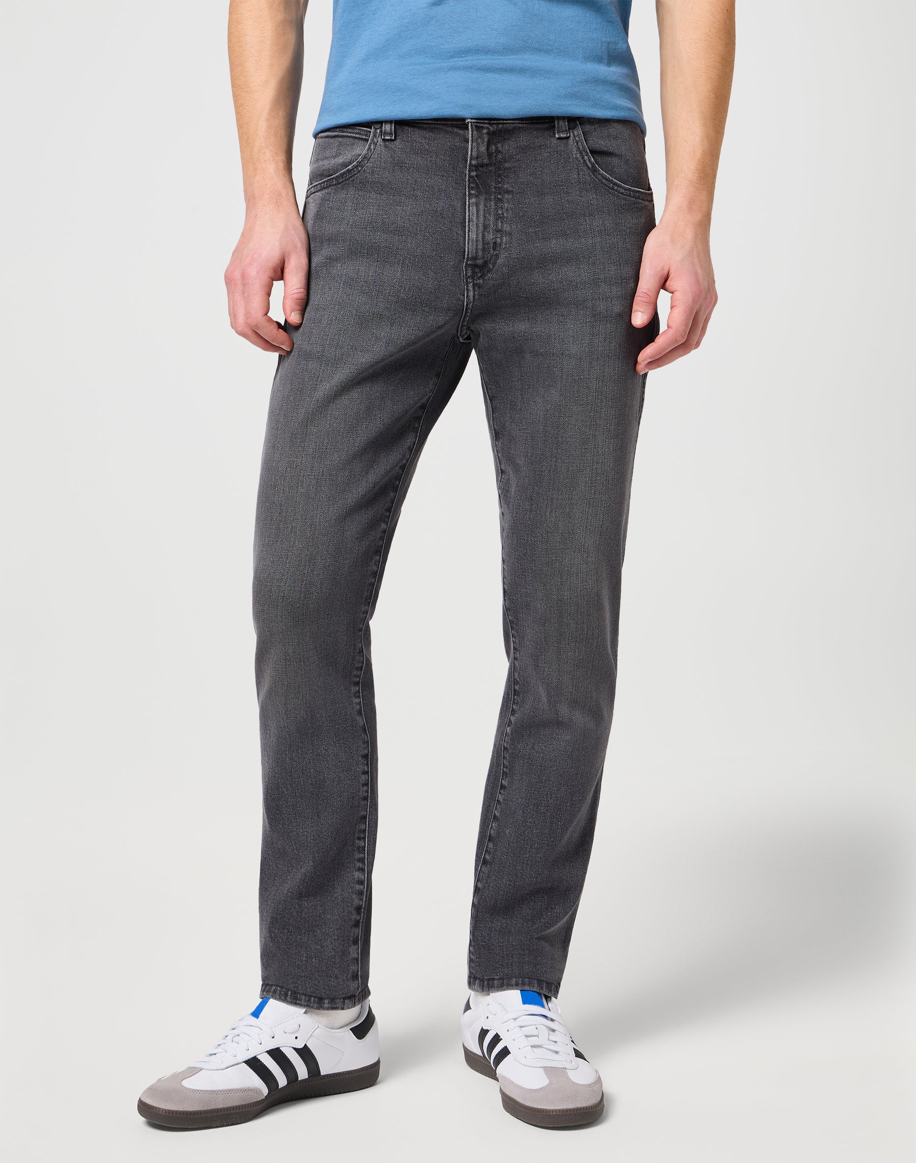 Larston in Blackout Jeans Wrangler   