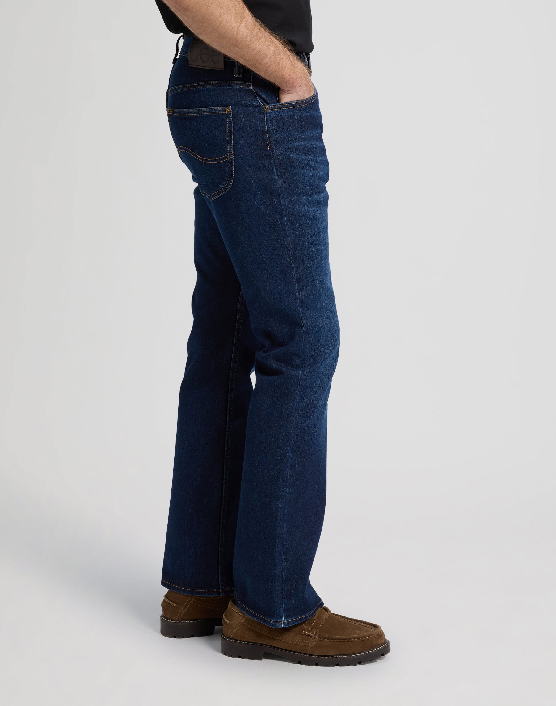 Denver in Dark Blue Elko Jeans Lee