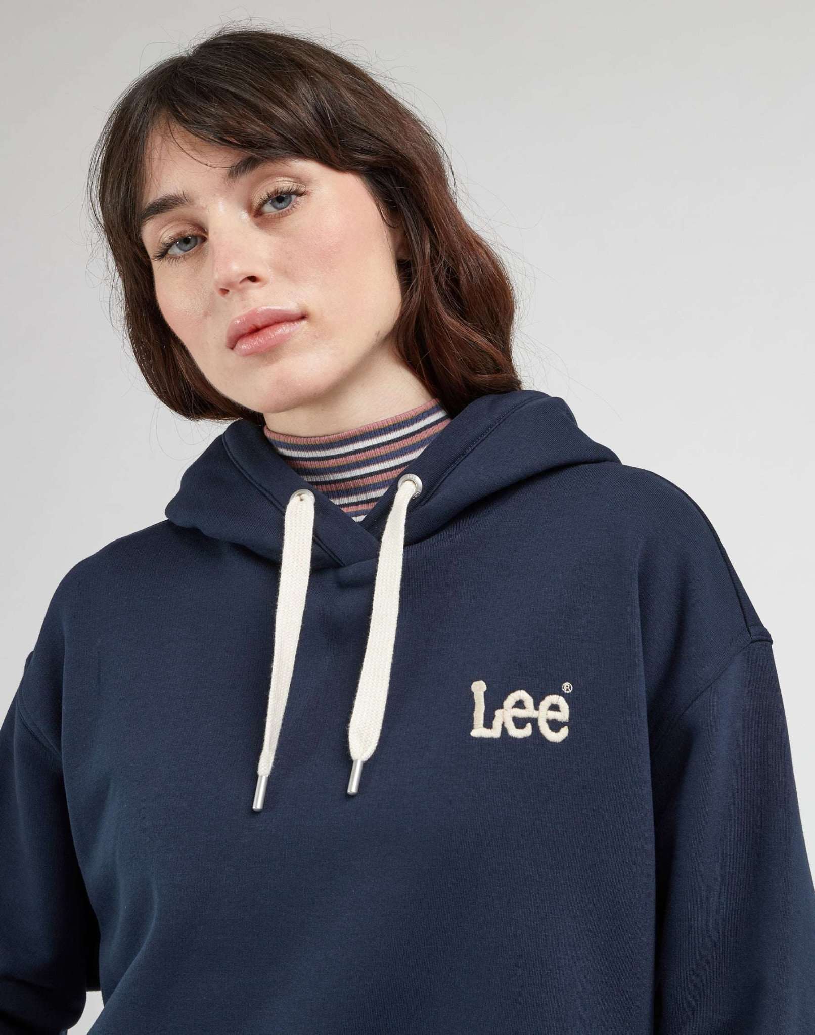 Essential Hoodie in Unionall Blk Kapuzenpullover Lee   