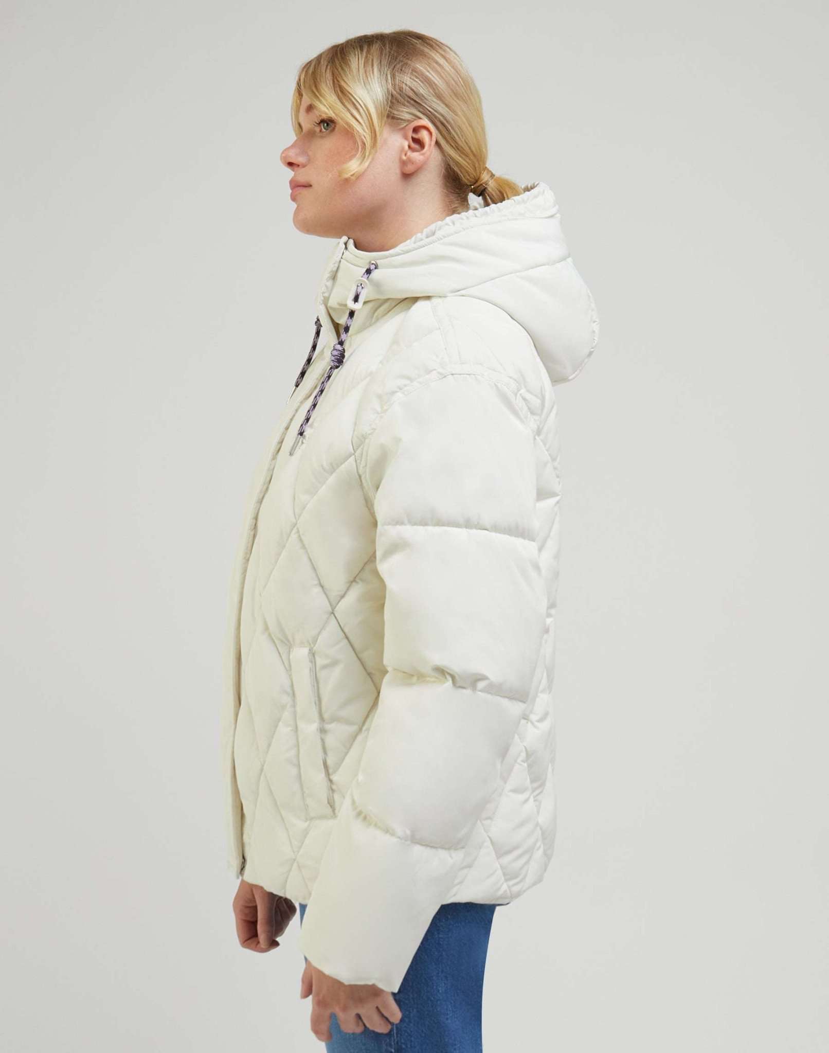 Short Puffer in Ecru Jacken Lee   