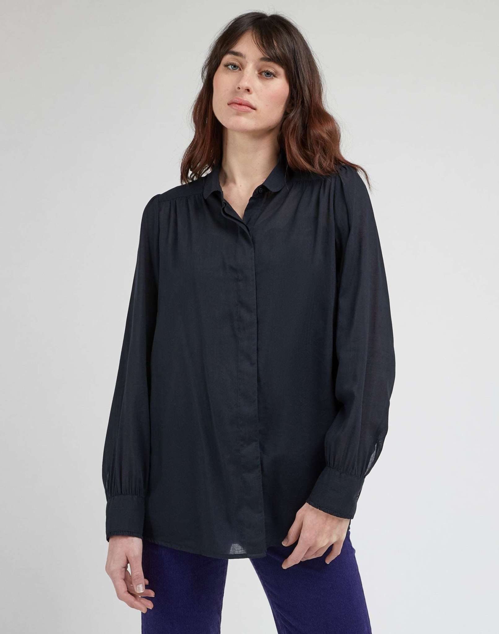 Shirred Blouse in Unionall Blk Hemden Lee   