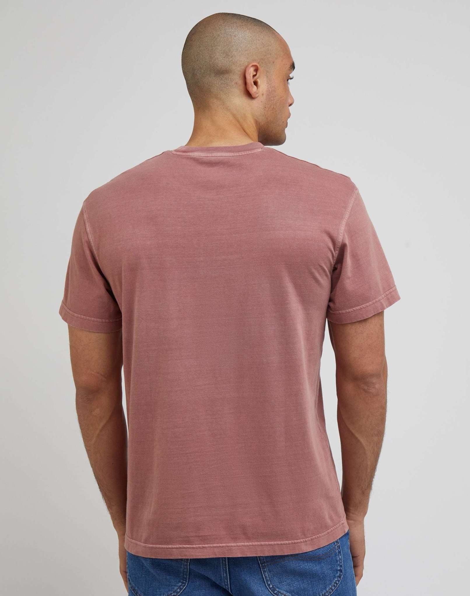 Relaxed Pocket Tee in Dark Mauve T-Shirts Lee   