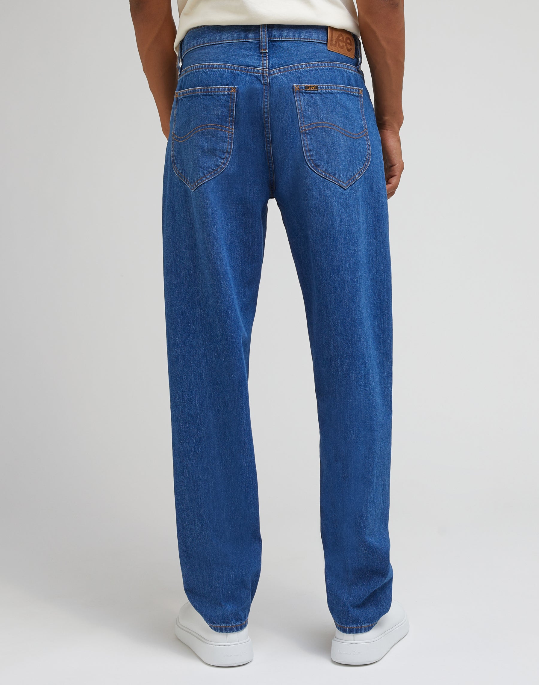 Oscar in Vernon Jeans Lee   