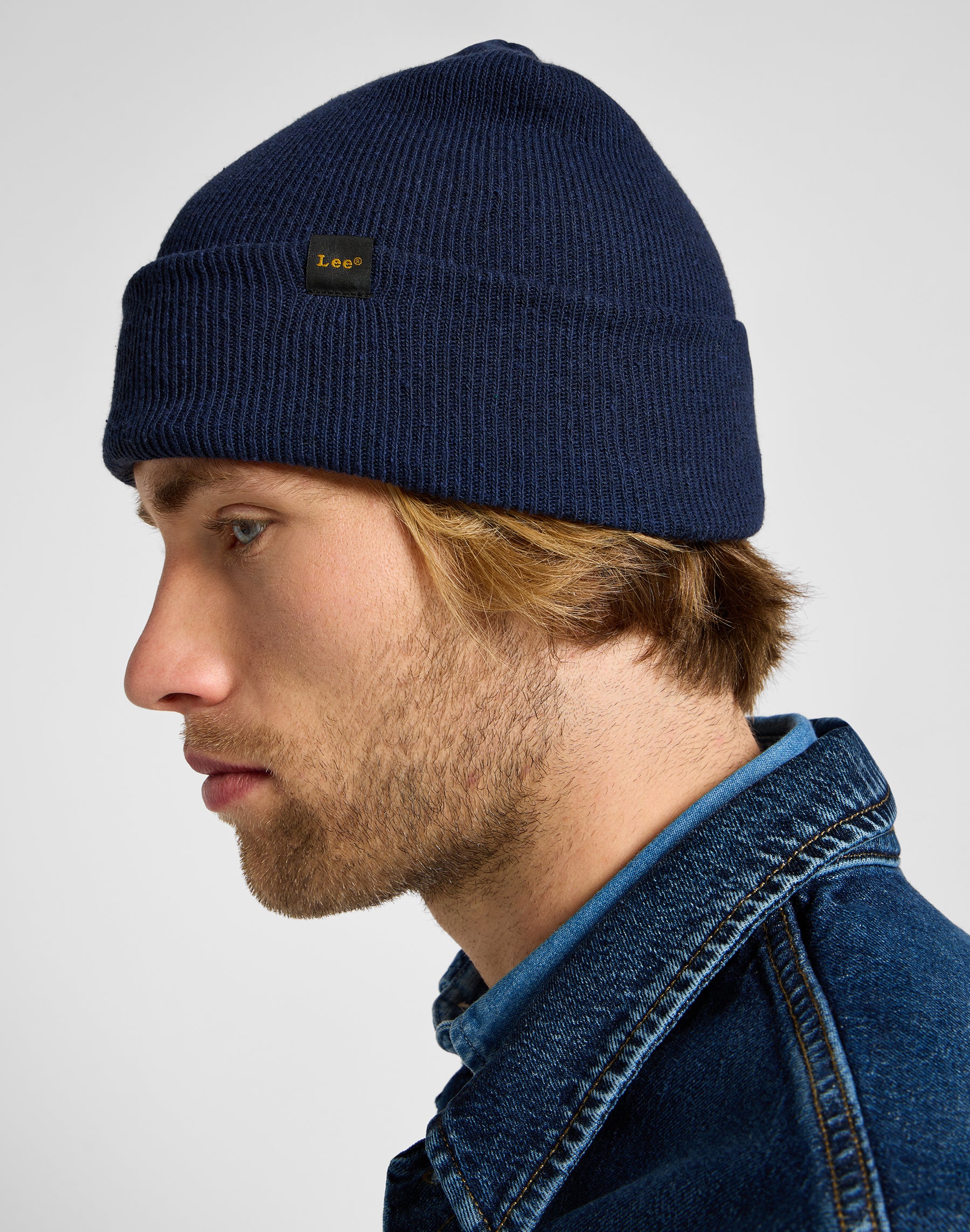 Essential Beanie in Navy Mützen Lee   