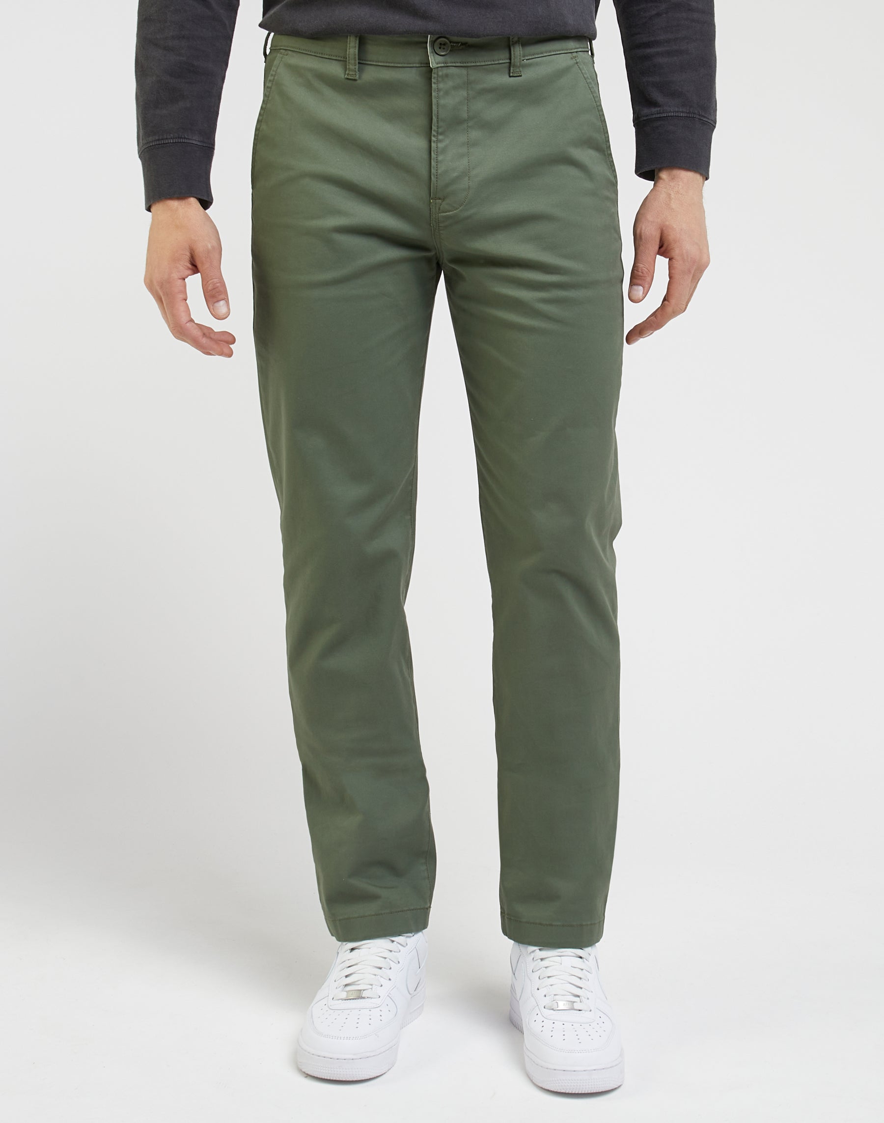 Regular Chino Leesure in Olive Grove Hosen Lee   