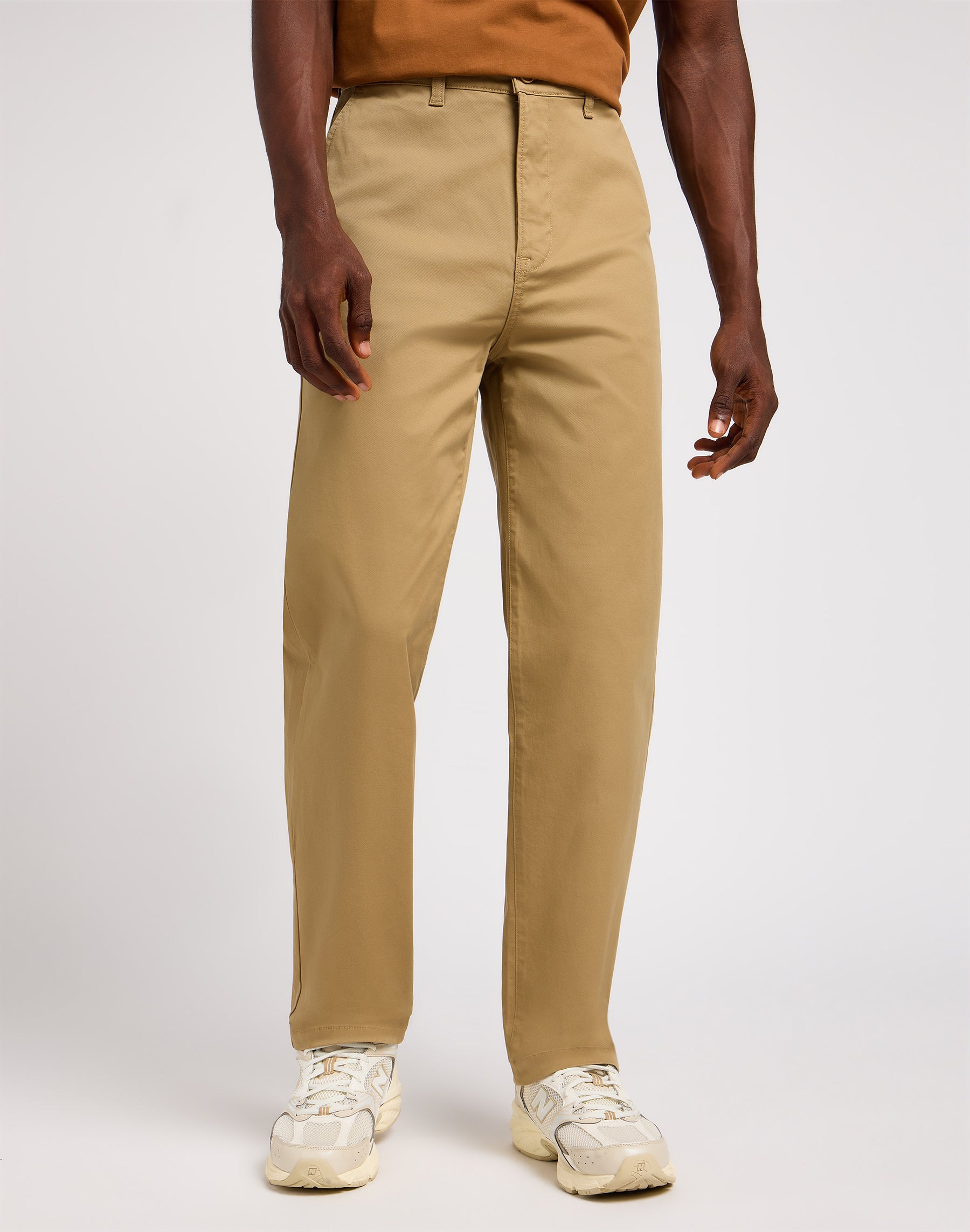 Relaxed Chino Leesures in Clay Hosen Lee   