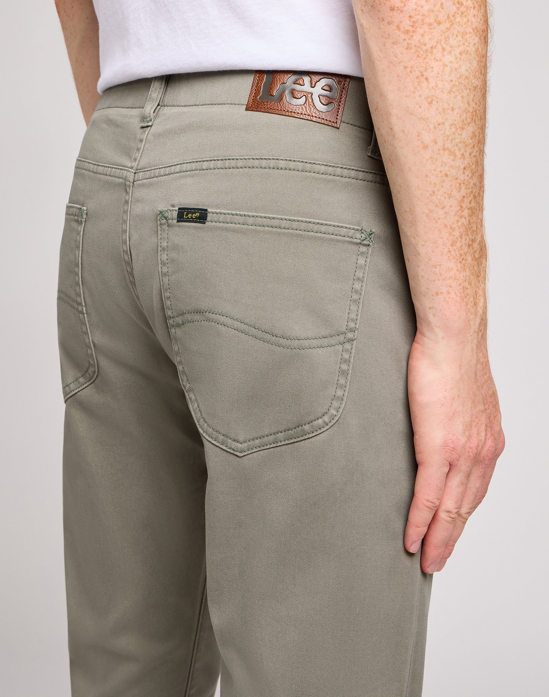 Slim Fit MVP in Olive Grove Hosen Lee   