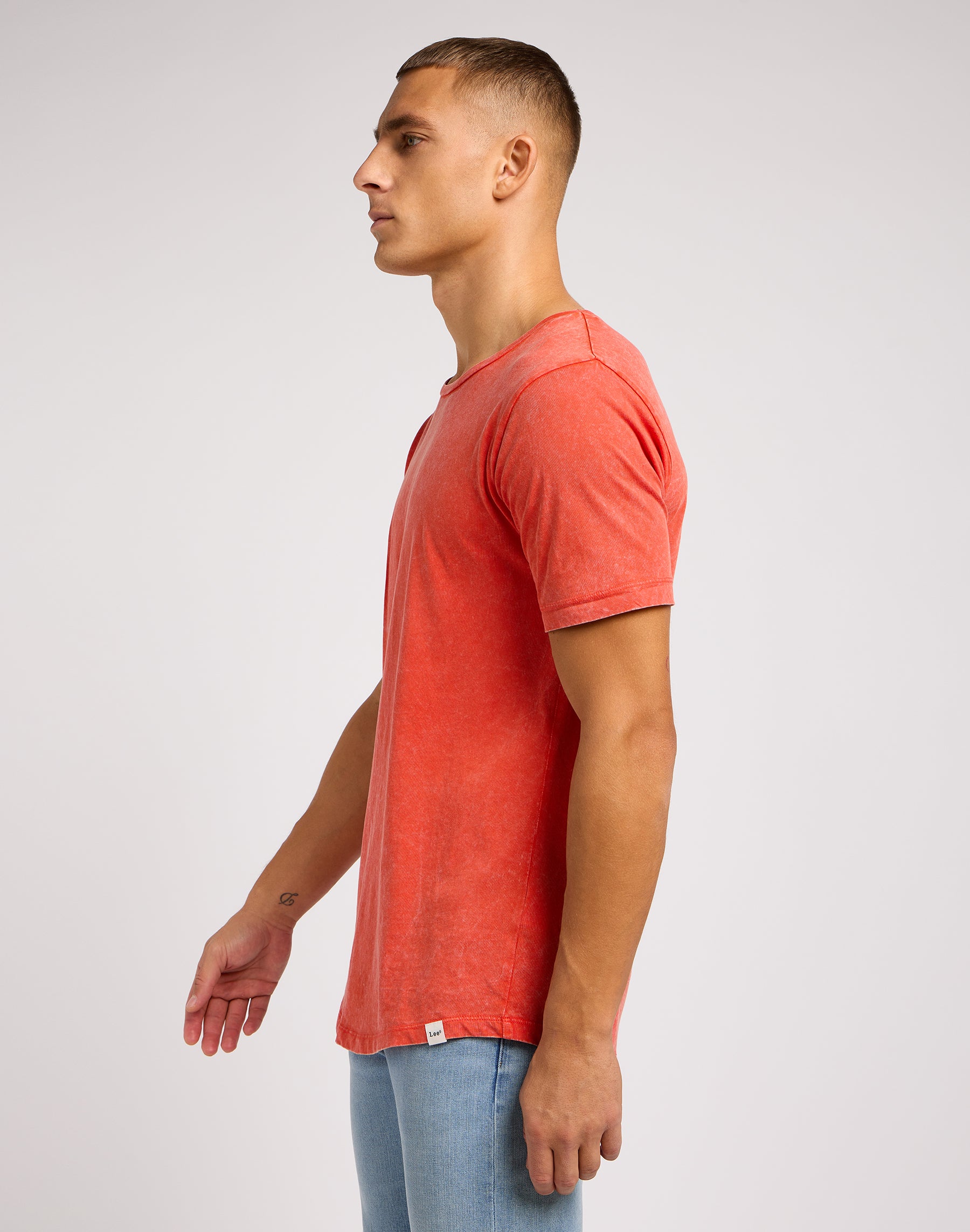 Shaped Tee in Poppy T-Shirts Lee   