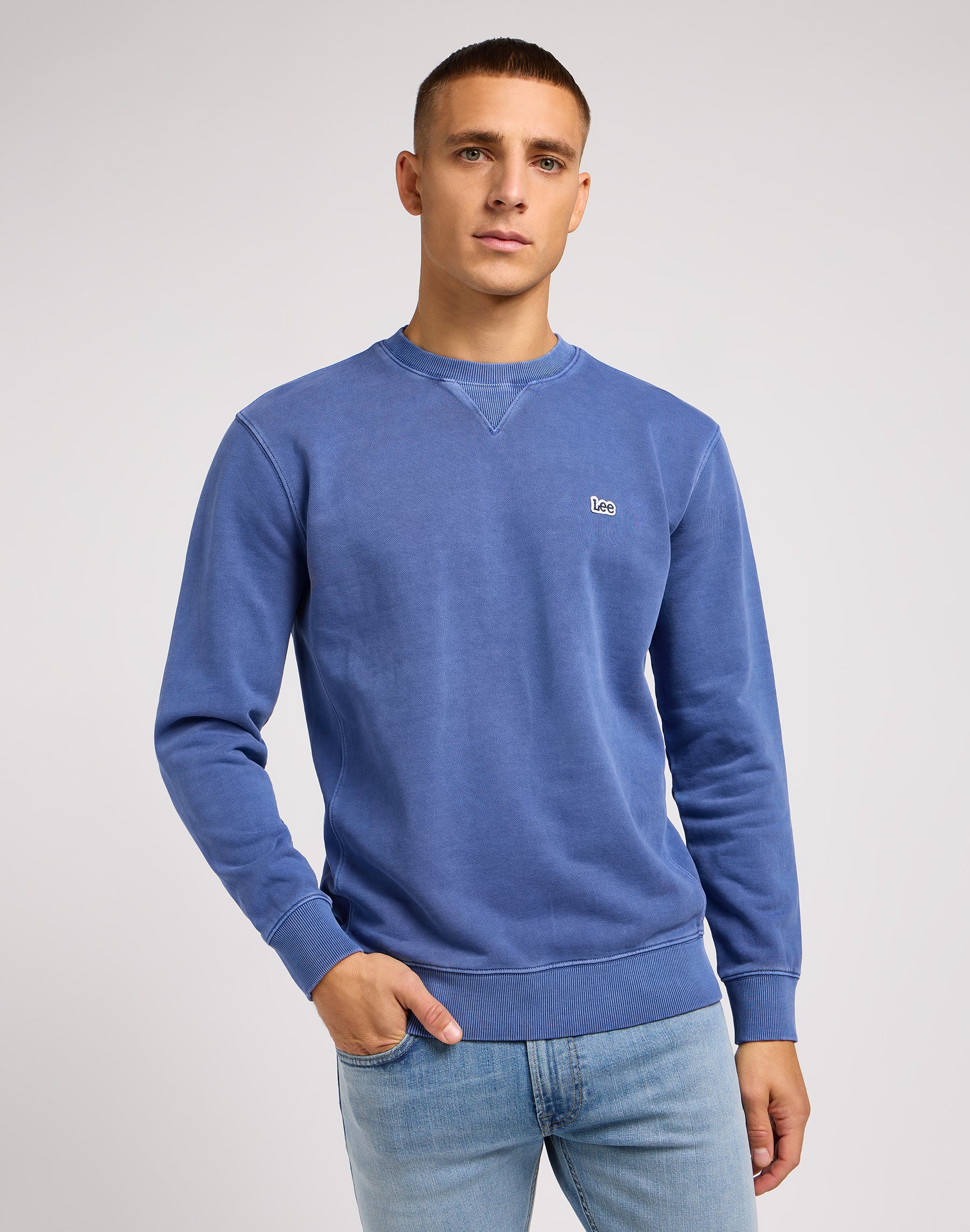 Plain Crew Sweater in Surf Blue Sweatshirts Lee   